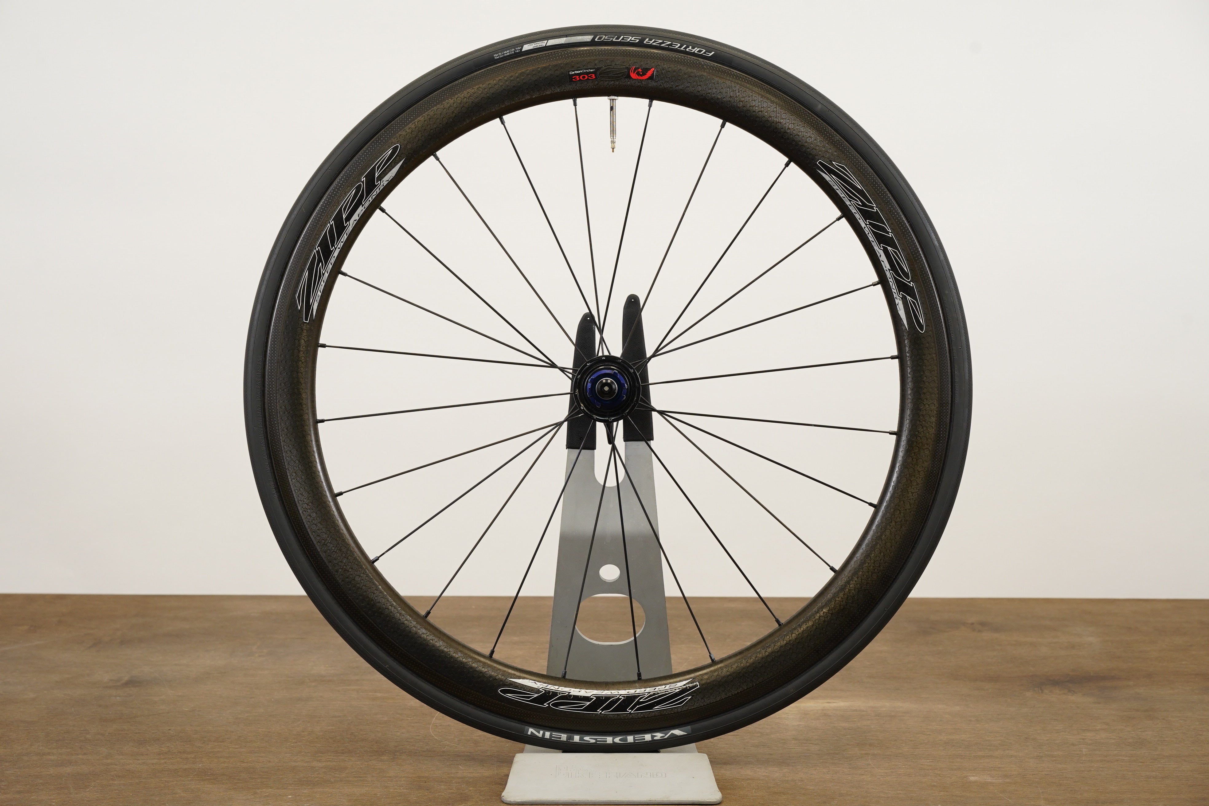 REAR Zipp 303 Firecrest 188 Carbon Clincher Rim Brake Wheel 11