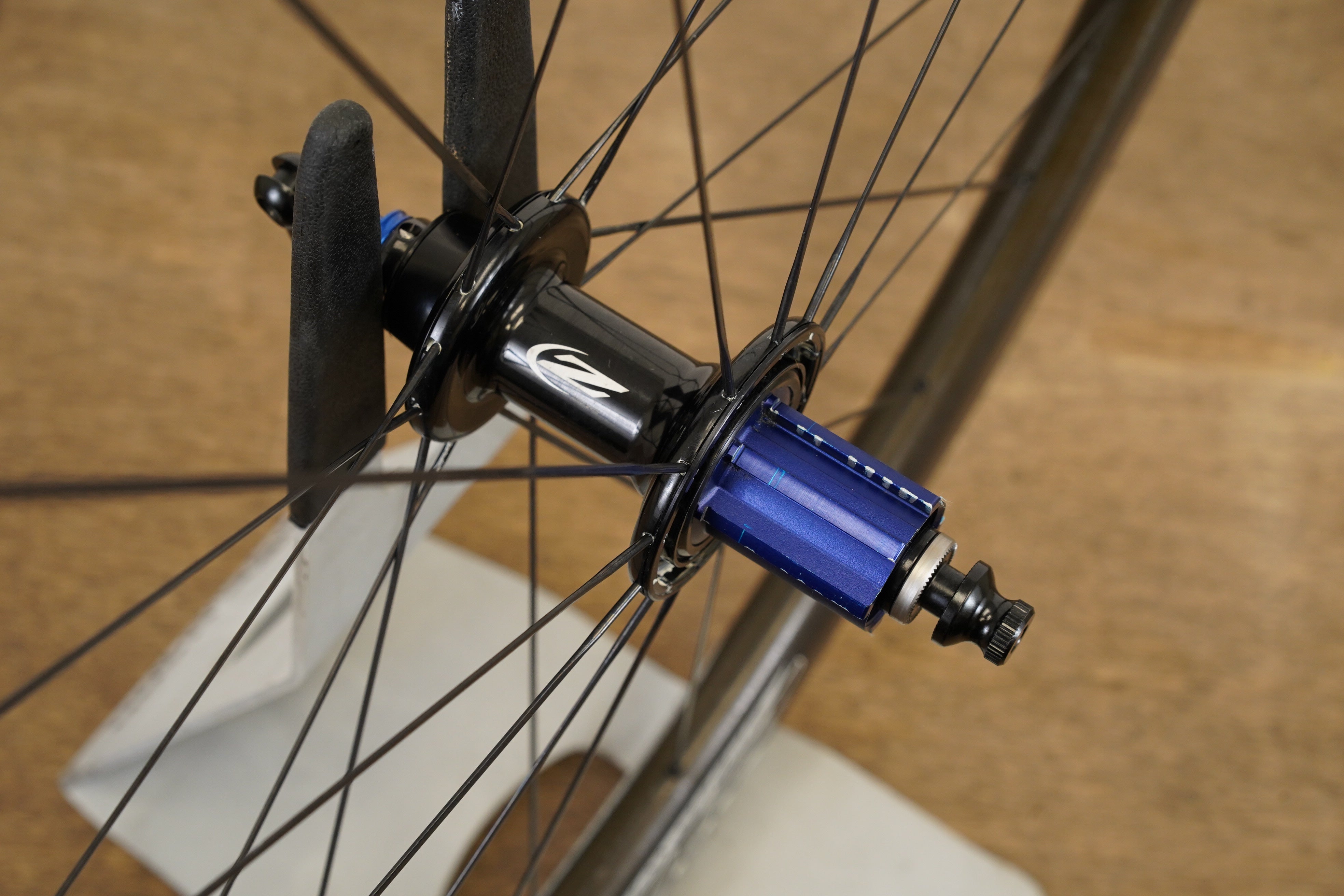 REAR Zipp 303 Firecrest 188 Carbon Clincher Rim Brake Wheel 11