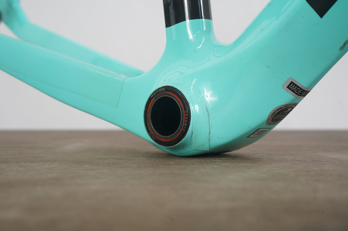 53cm Bianchi Oltre XR4 Carbon Aero Rim Brake Road Frameset