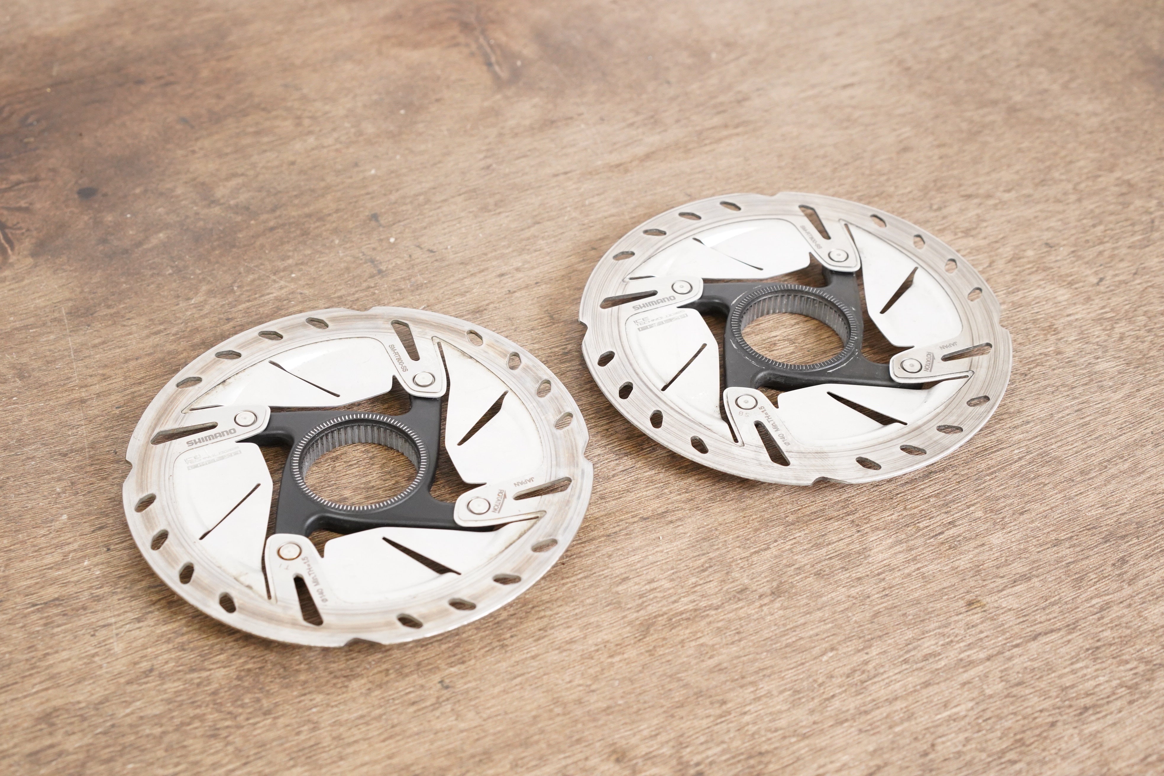 2) 140mm Shimano Ultegra SM-RT800-SS Center Lock Disc Brake
