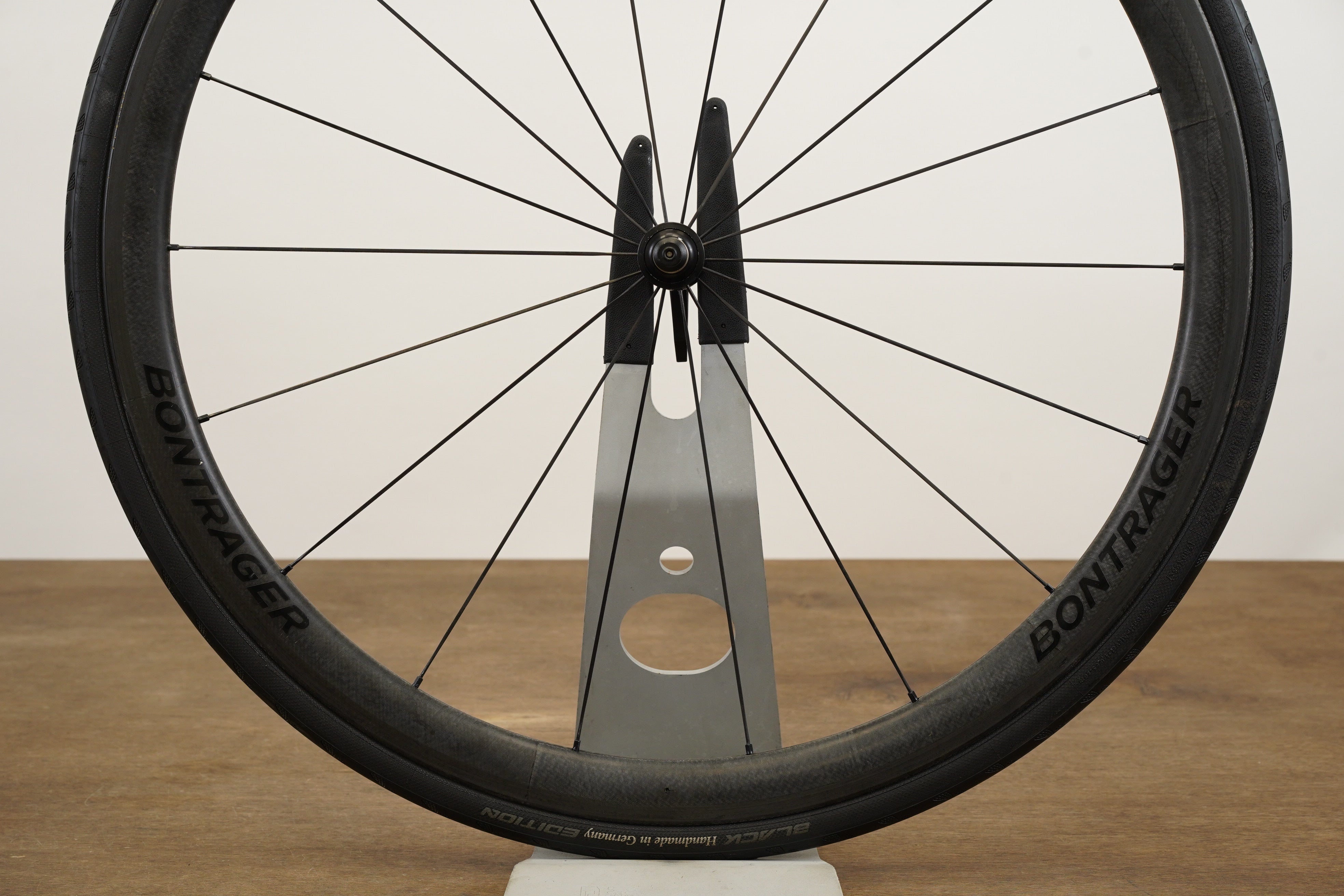 Bontrager Aeolus 3 TLR Carbon Clincher Rim Brake Wheelset Shimano