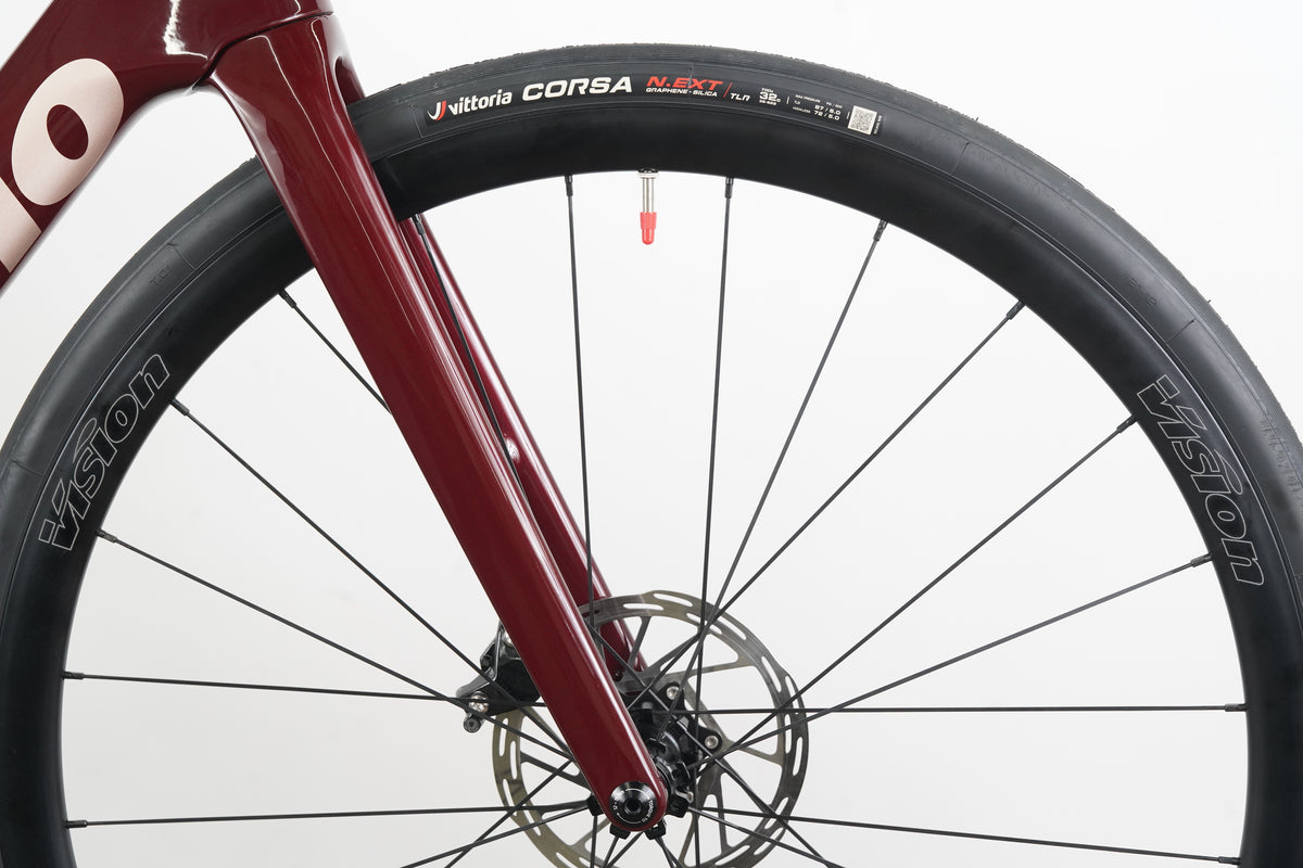 NEW 2025 54cm Cervelo Caledonia 5 Carmine Rival AXS Carbon Disc Road Bike