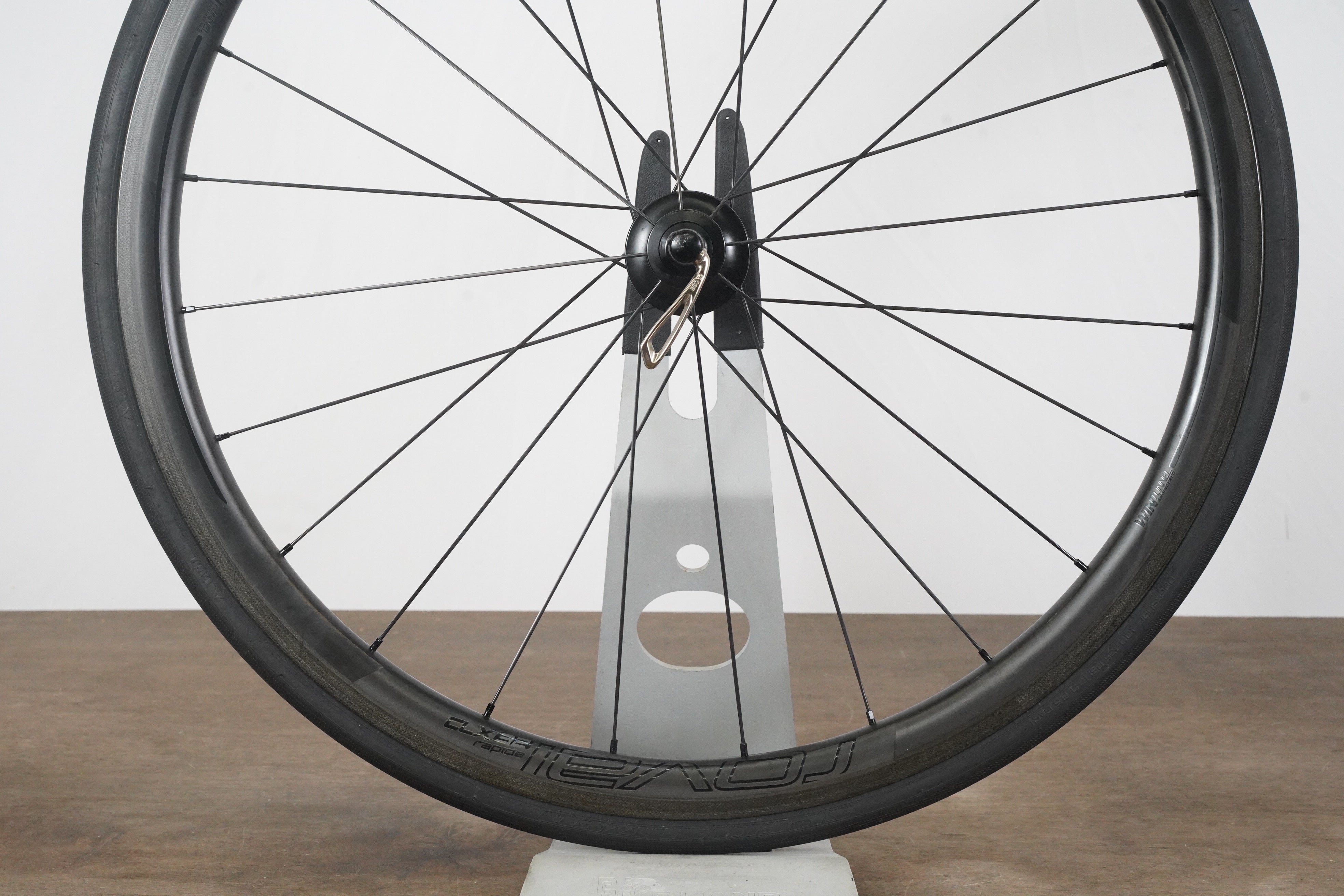 Roval CLX 32 Disc チューブラ Roval CLX 32 Disc Wheels - Rubber Soul Bicycles | Fresno, CA