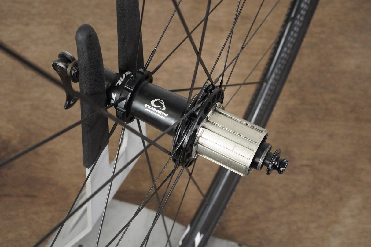 Token C28 Carbon Clincher Rim Brake Wheelset Shimano/SRAM 11 Speed