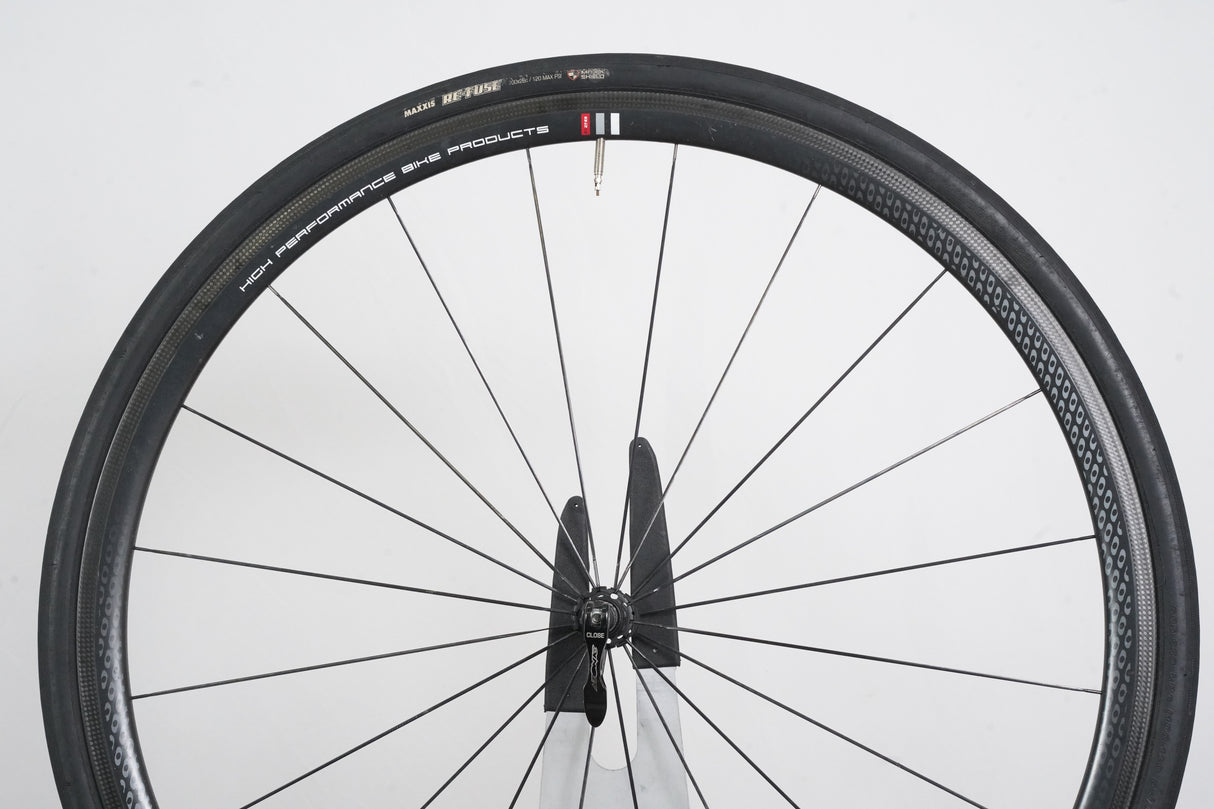 Token C28 Carbon Clincher Rim Brake Wheelset Shimano/SRAM 11 Speed
