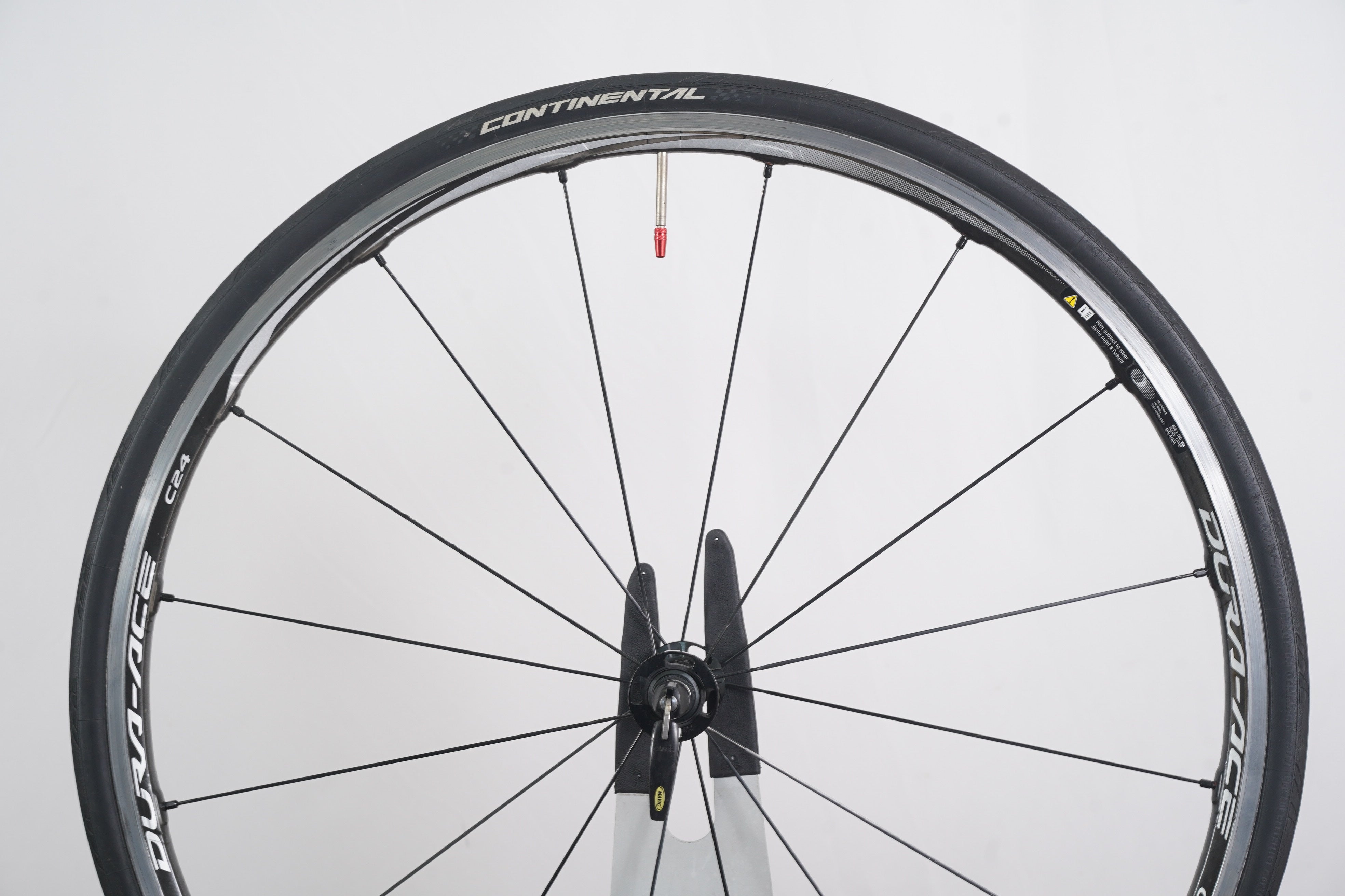 Shimano Dura-Ace WH-9000 C24 Carbon Clincher Rim Brake