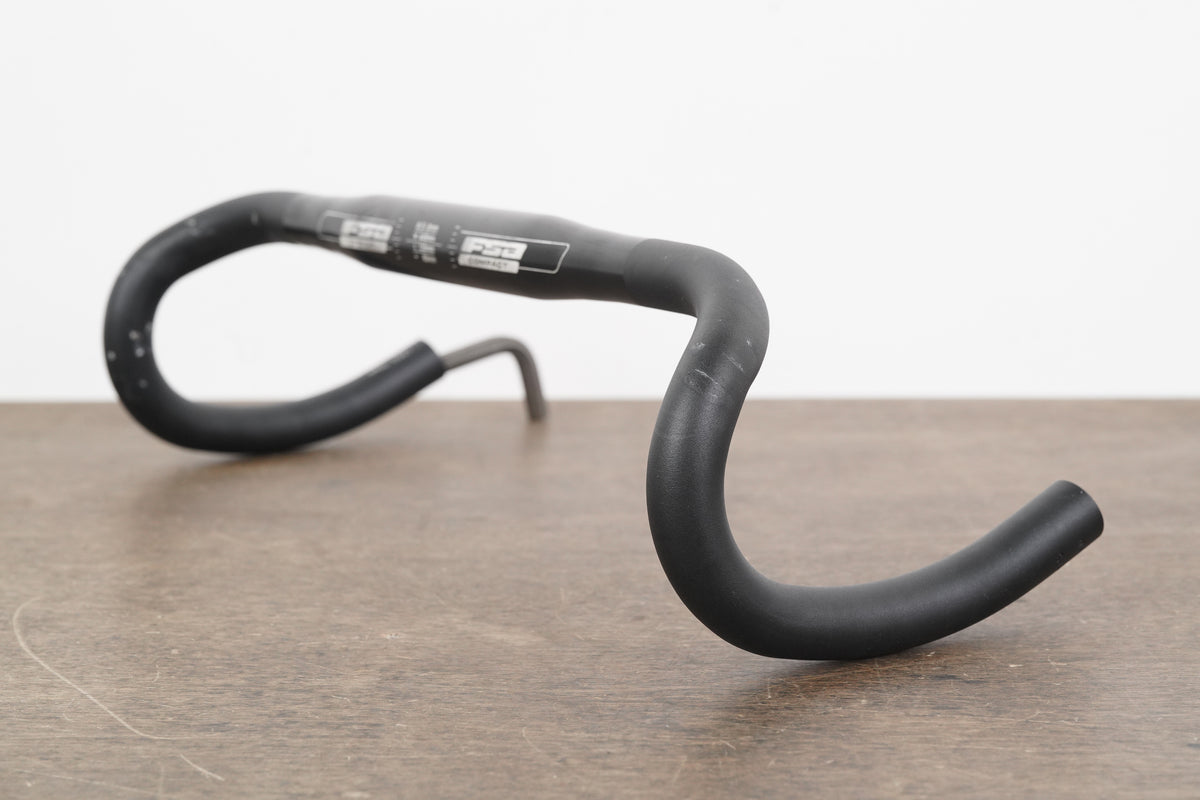 44cm FSA Omega Alloy Compact Road Handlebar 31.8mm