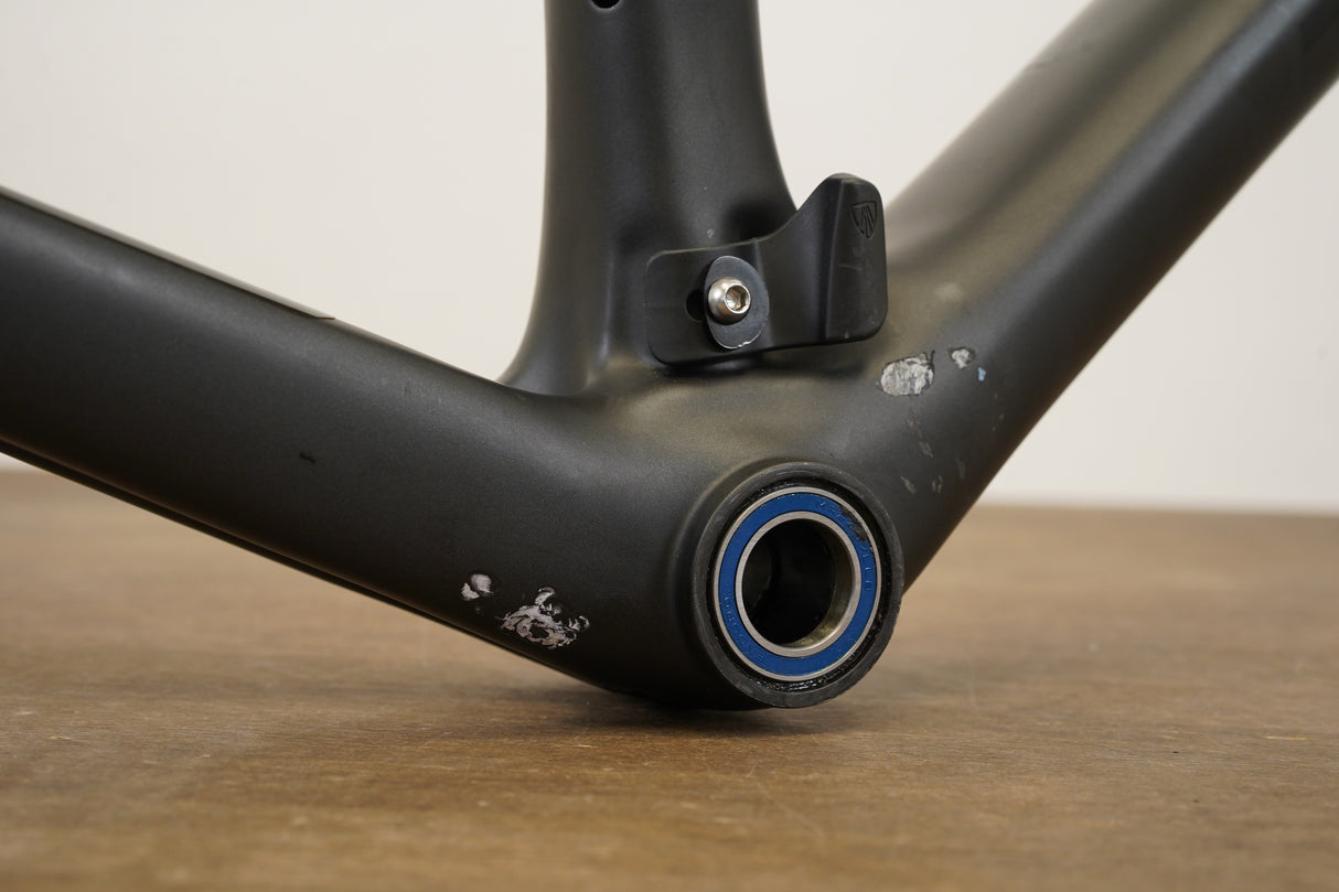 2017 56cm Trek Domane SLR Carbon Rim Brake Road Frameset