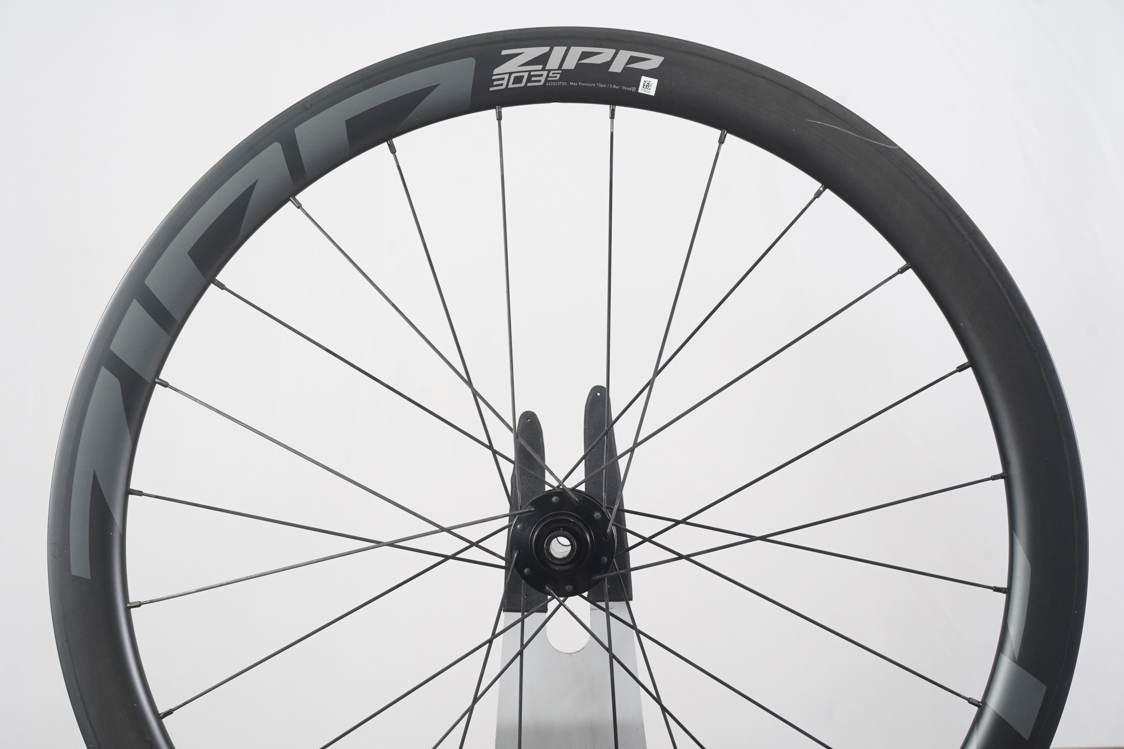 ZIPP 303s XDR ハブ 76/176 Zipp 303 S 76/176 Carbon Tubeless Clincher Disc Wheelset
