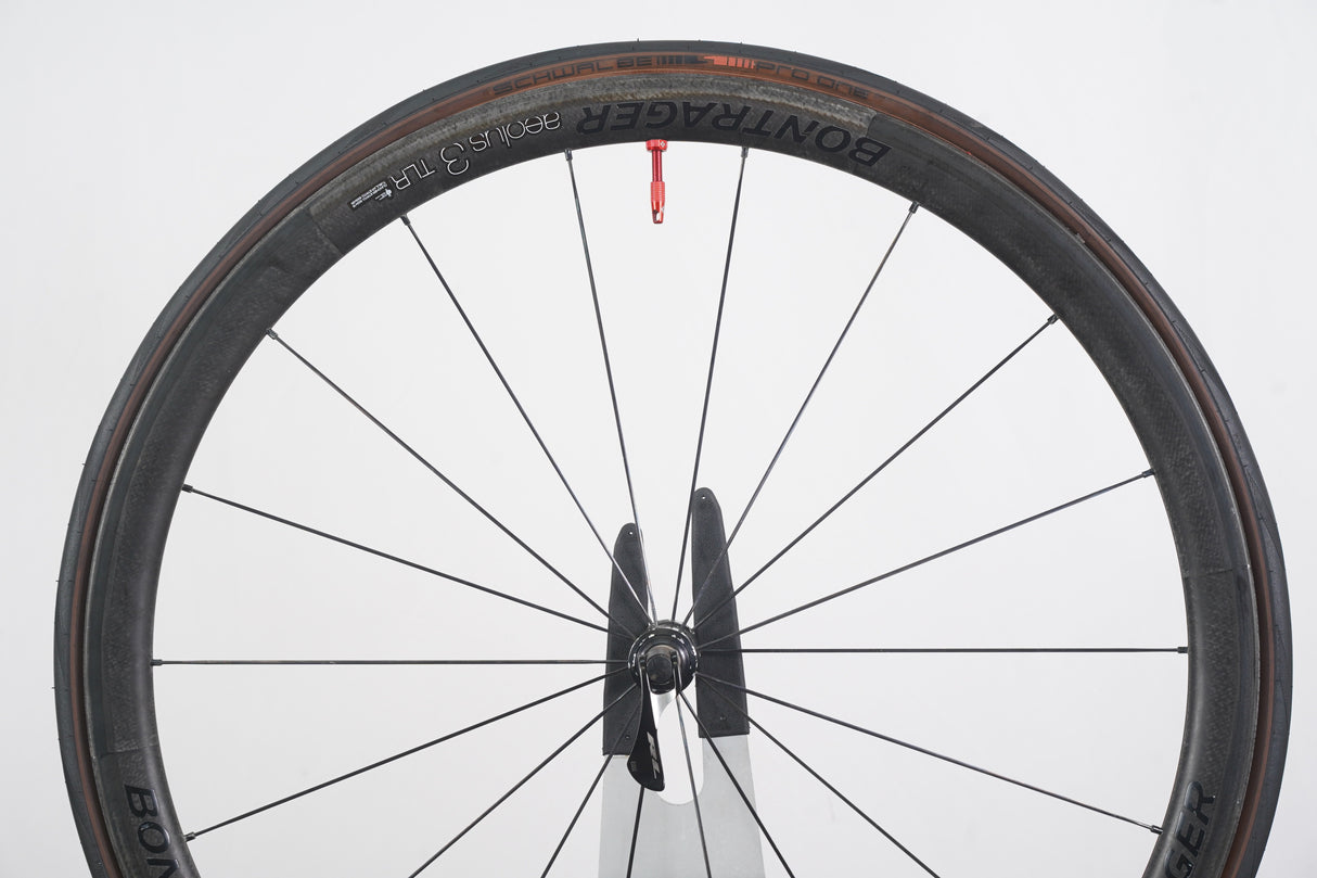 FRONT Bontrager Aeolus 3 TLR Carbon Tubeless Clincher Rim Brake Wheelset 11 Speed