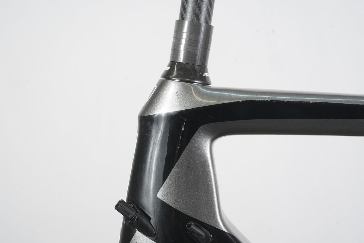 56cm Trek Madone 5.2 Carbon Rim Brake Road Frameset