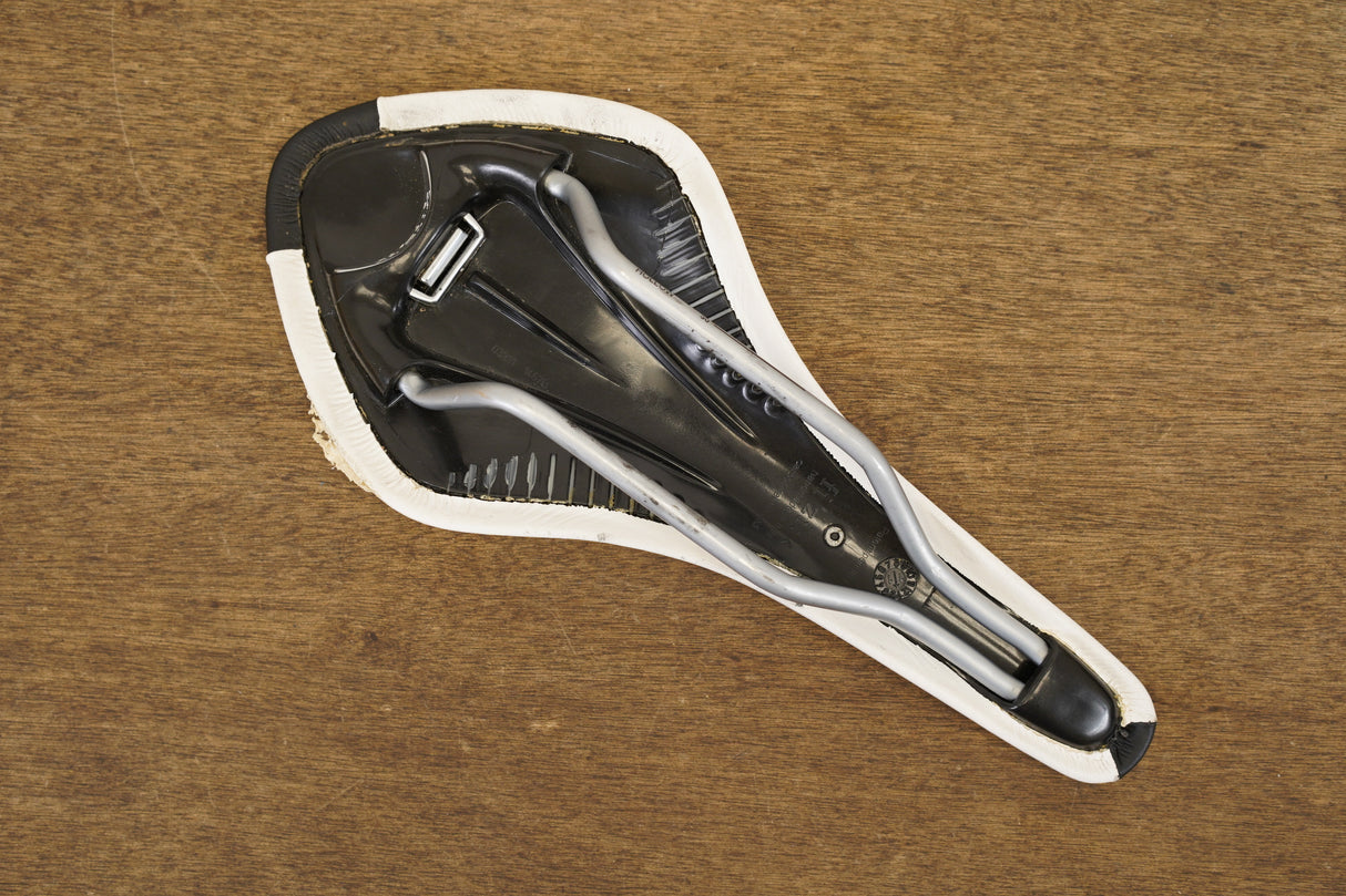 130mm Fizik Arione R5 Manganese Road Saddle 254g