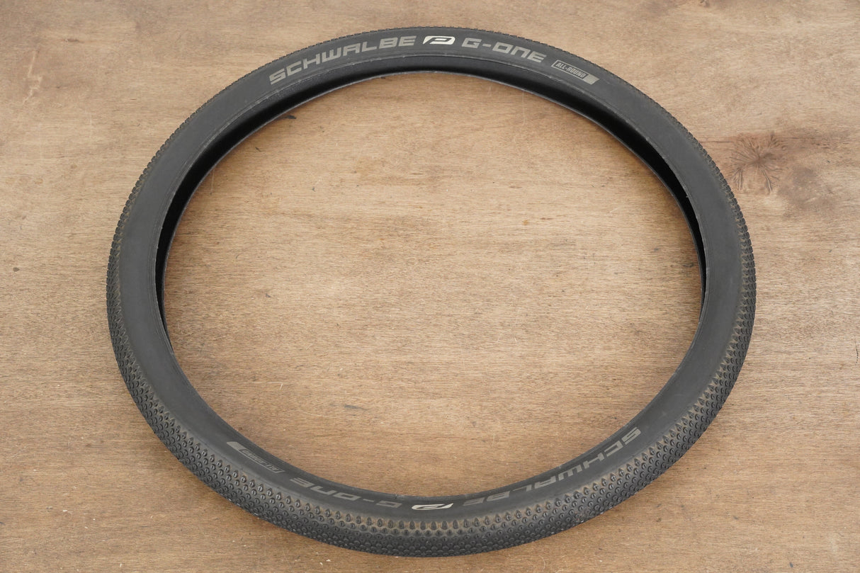 (1) 29x2.5" Schwalbe P G-One Clincher Gravel CX Tire