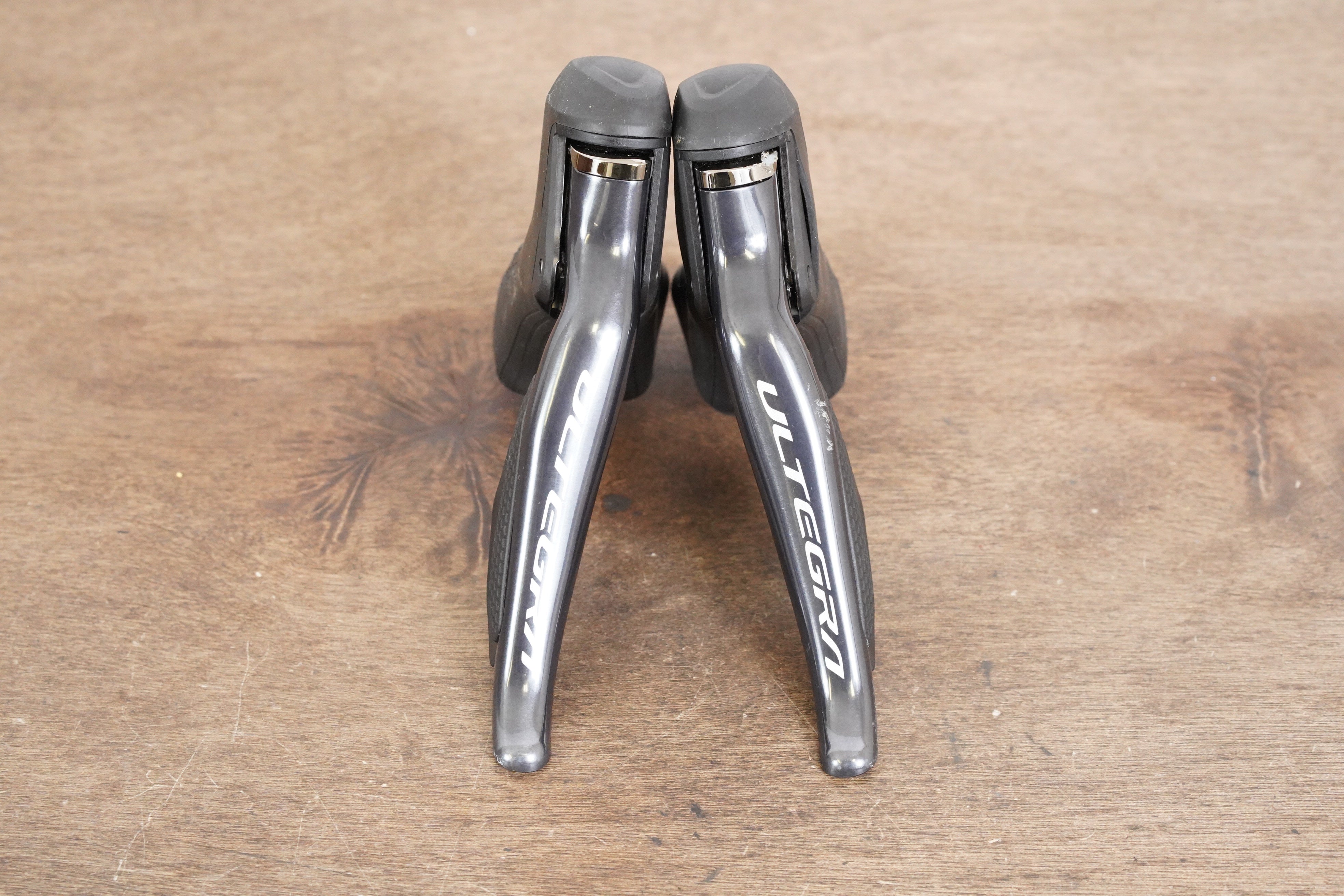 Shimano Ultegra R8070 Di2 11 Speed Electronic Hydraulic Disc