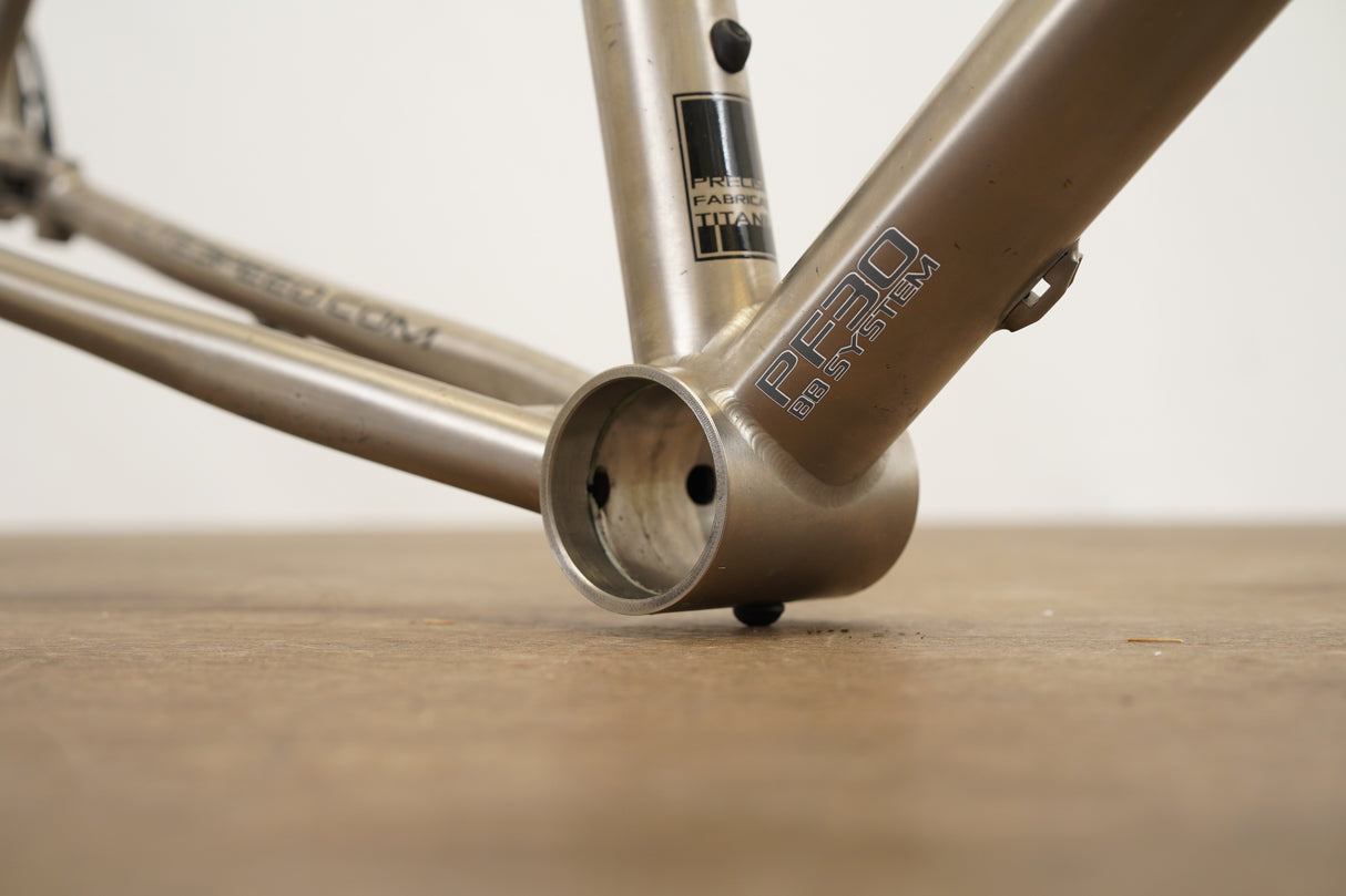 L (Large) Litespeed T5 ENVE Di2 Titanium Disc Brake Gravel Frameset