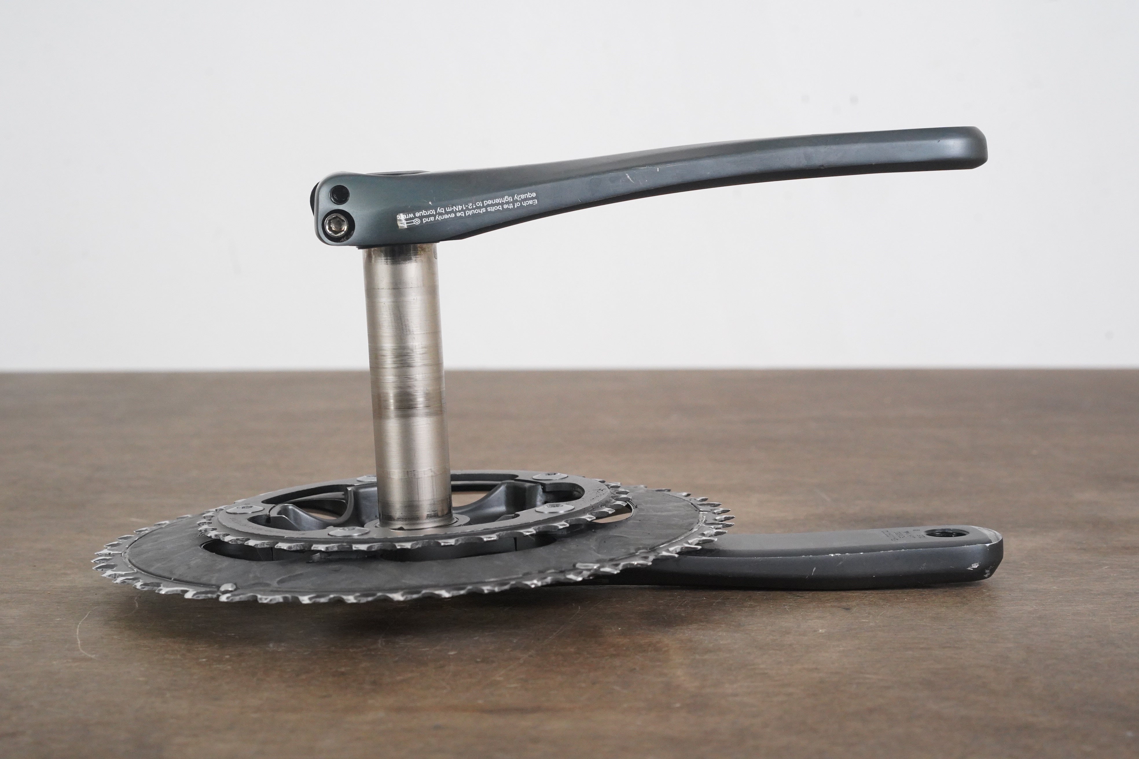 172.5mm 50/34T Shimano Ultegra FC-6700 10 Speed Road Crankset