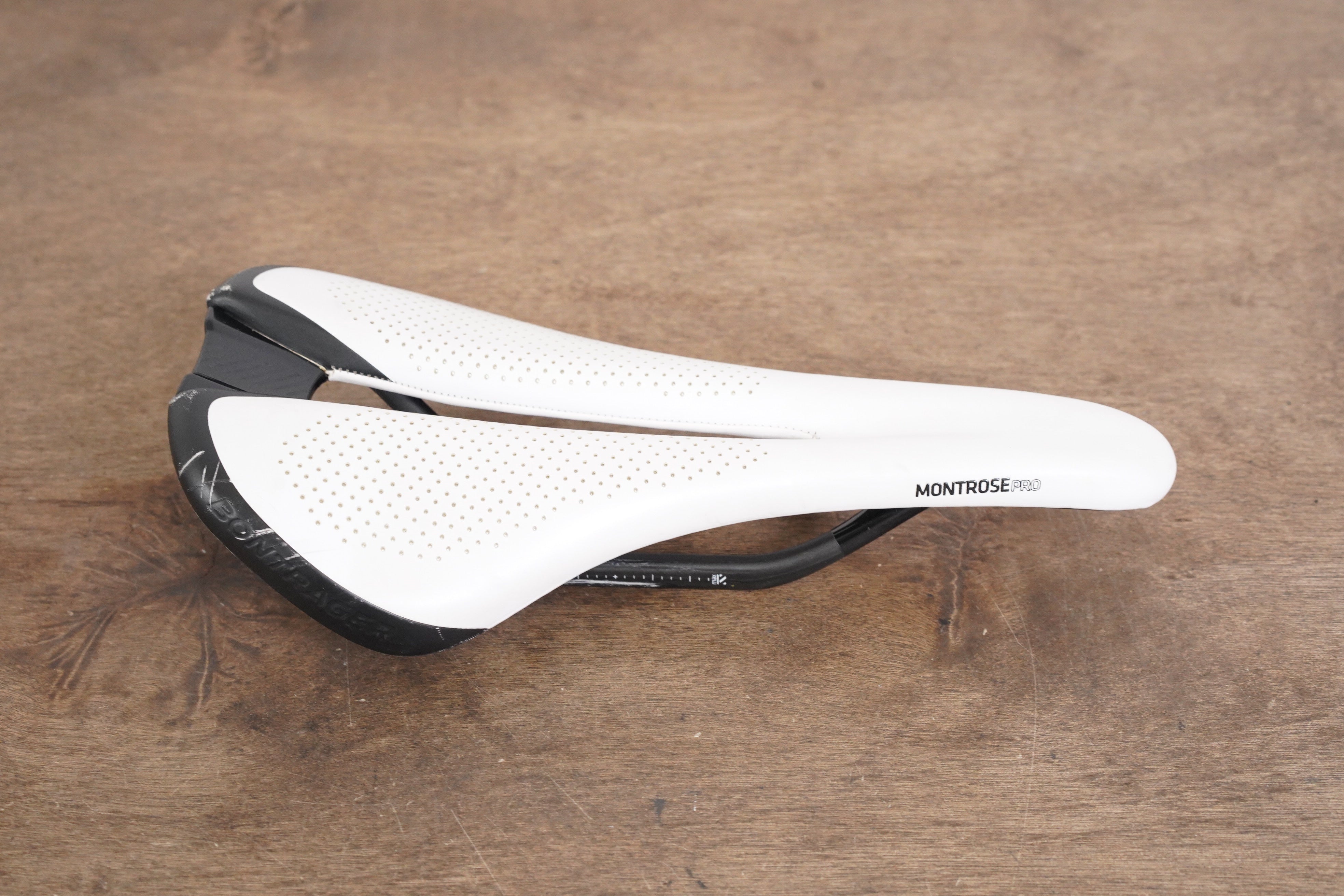 138mm Bontrager Montrose Pro Carbon Rail Road Saddle 166g Elevate Cycling