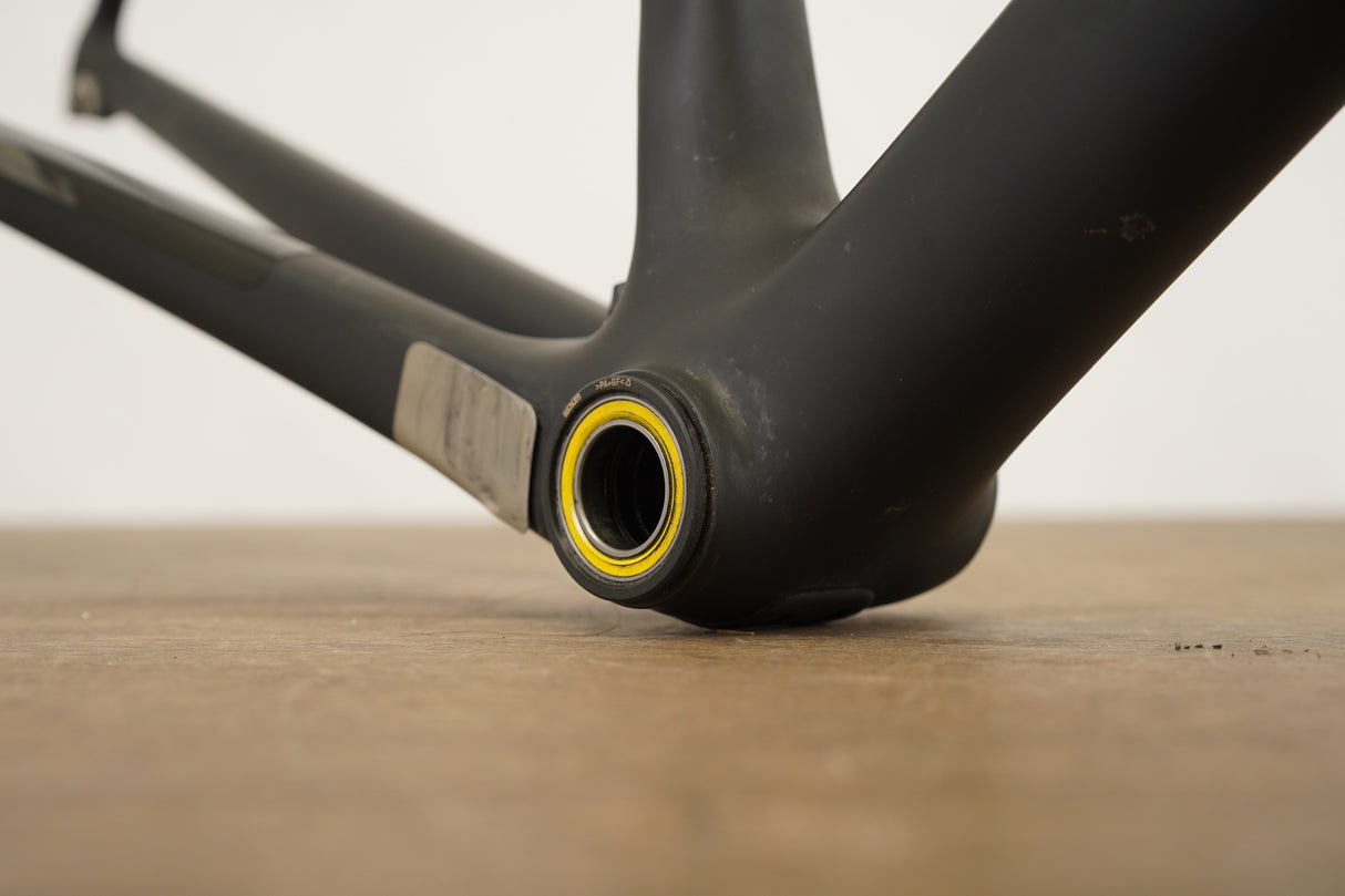 L (Large) Canyon Ultimate CF SLX Carbon Rim Brake Road Frameset