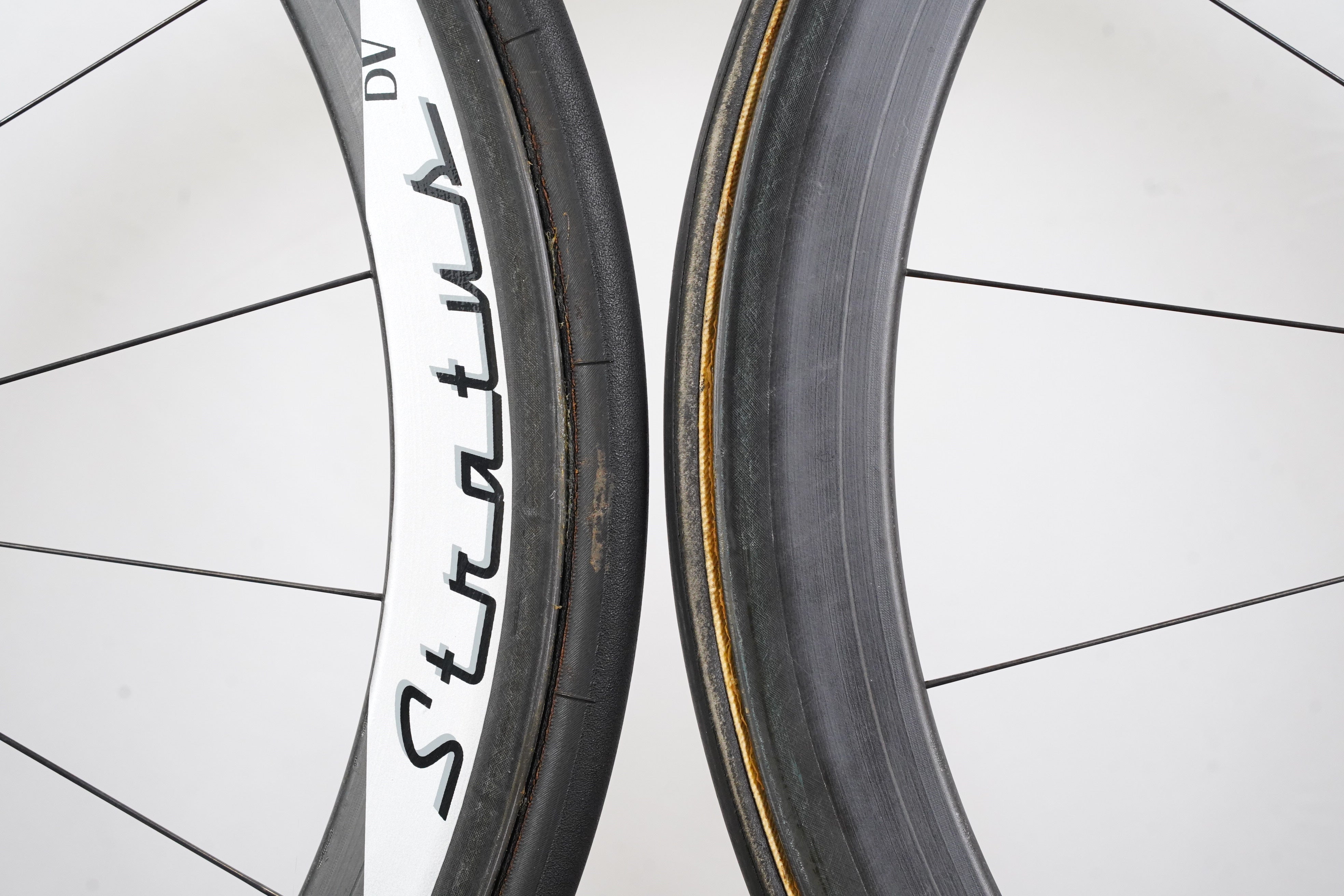 Reynolds Stratus DV White Industries LTA Carbon Tubular Rim Brake