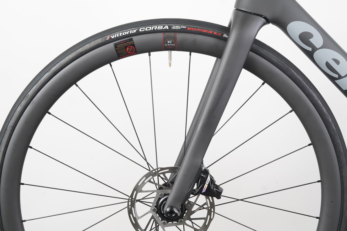 DEMO 2023 58cm Cervelo R5 Black Force AXS D2 Reserve 34|37 Carbon Disc Road Bike