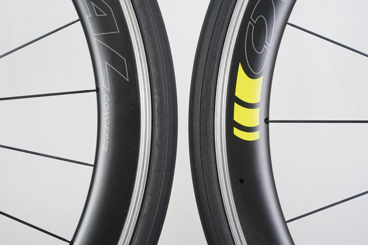 Oval 950 Carbon Clincher Rim Brake Wheelset Shimano/SRAM 11 Speed
