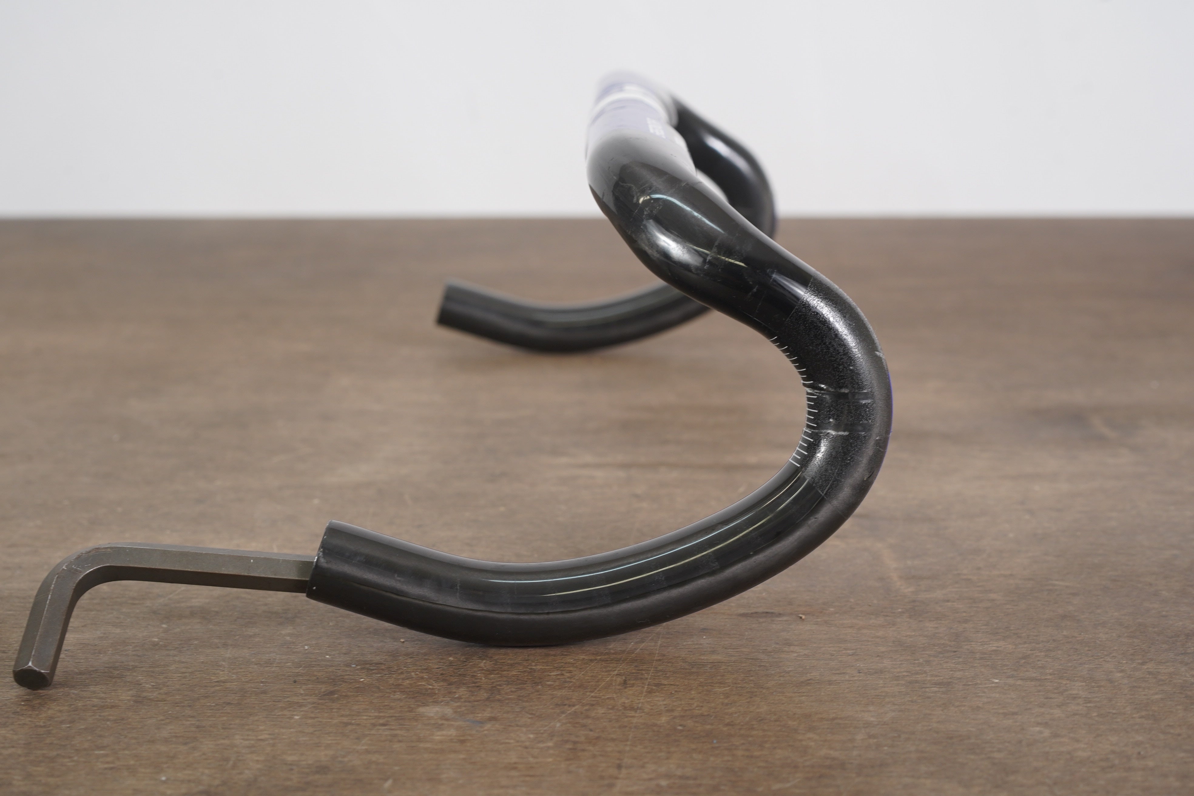 42cm 3T Ergonova Team Carbon Compact Road Handlebar 31.8mm