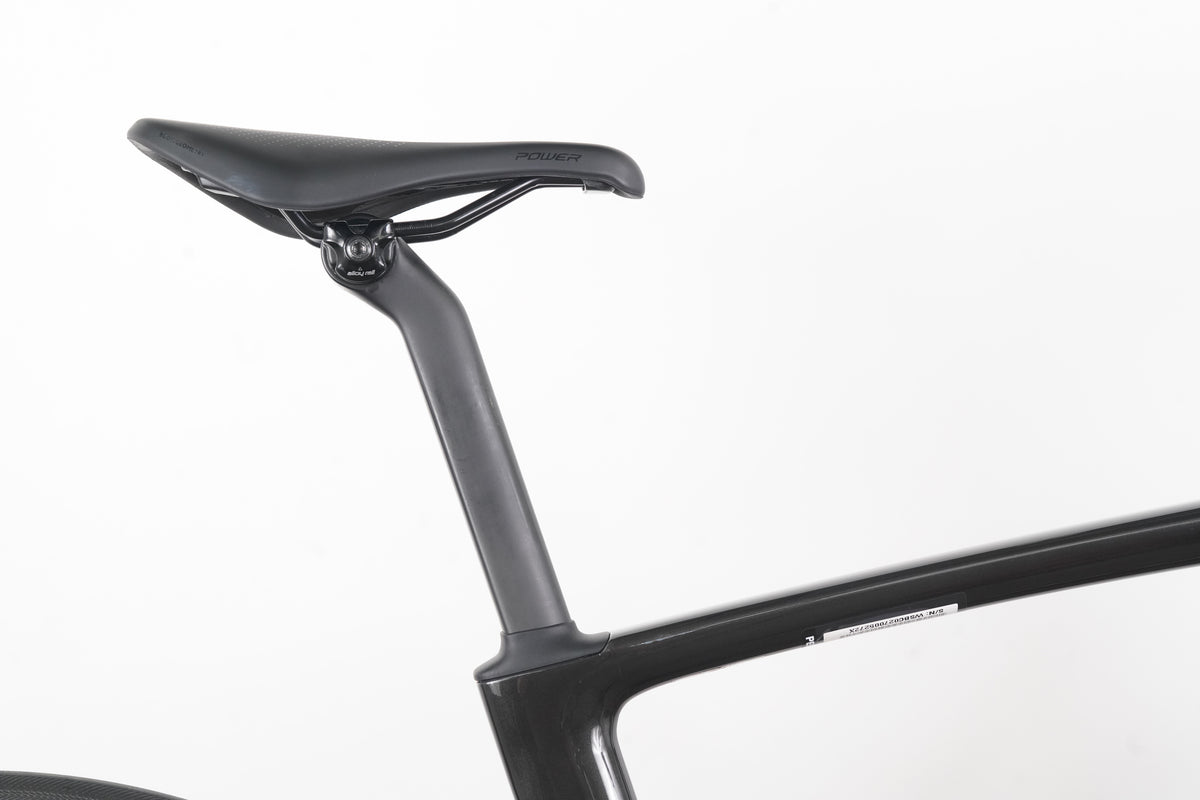 DEMO 2024 56cm Specialized Roubaix Sport SL8 105 R7120 Carbon Disc Road Bike