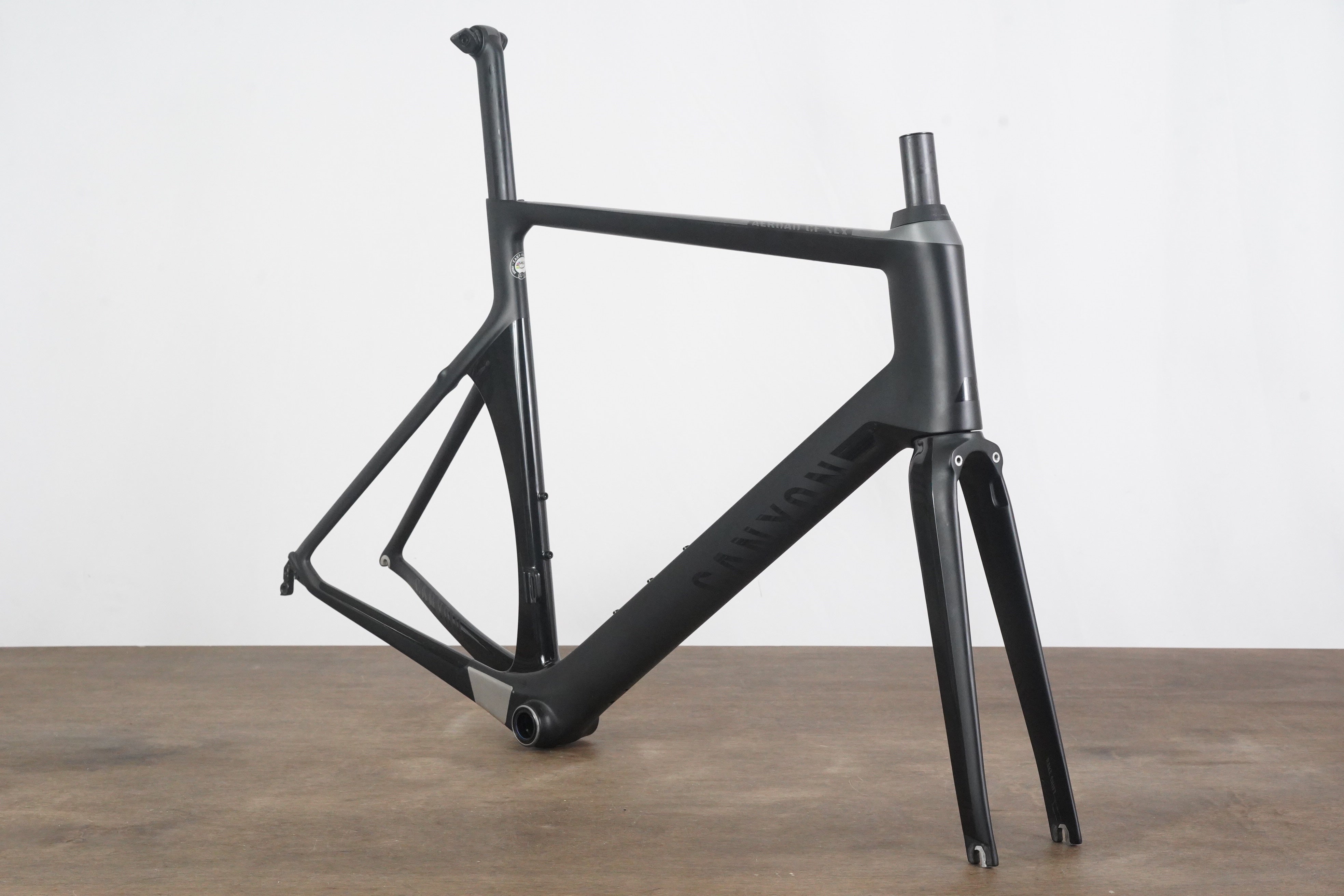 XL Canyon Aeroad CF SLX Carbon Rim Brake Road Frameset – Elevate