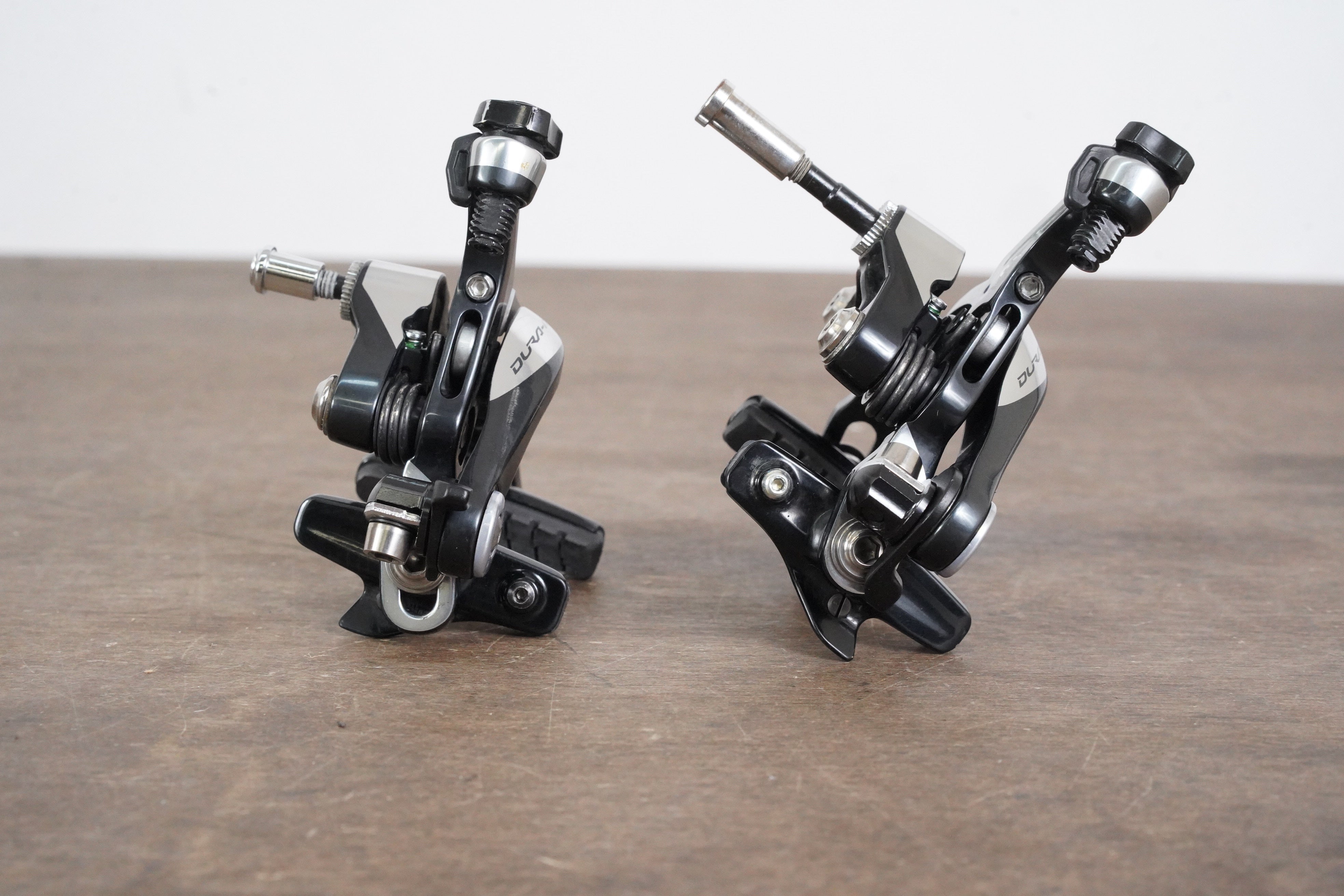 SHIMANO Dura-Ace Br-9000 11-Speed Brake Set (Black/Silver