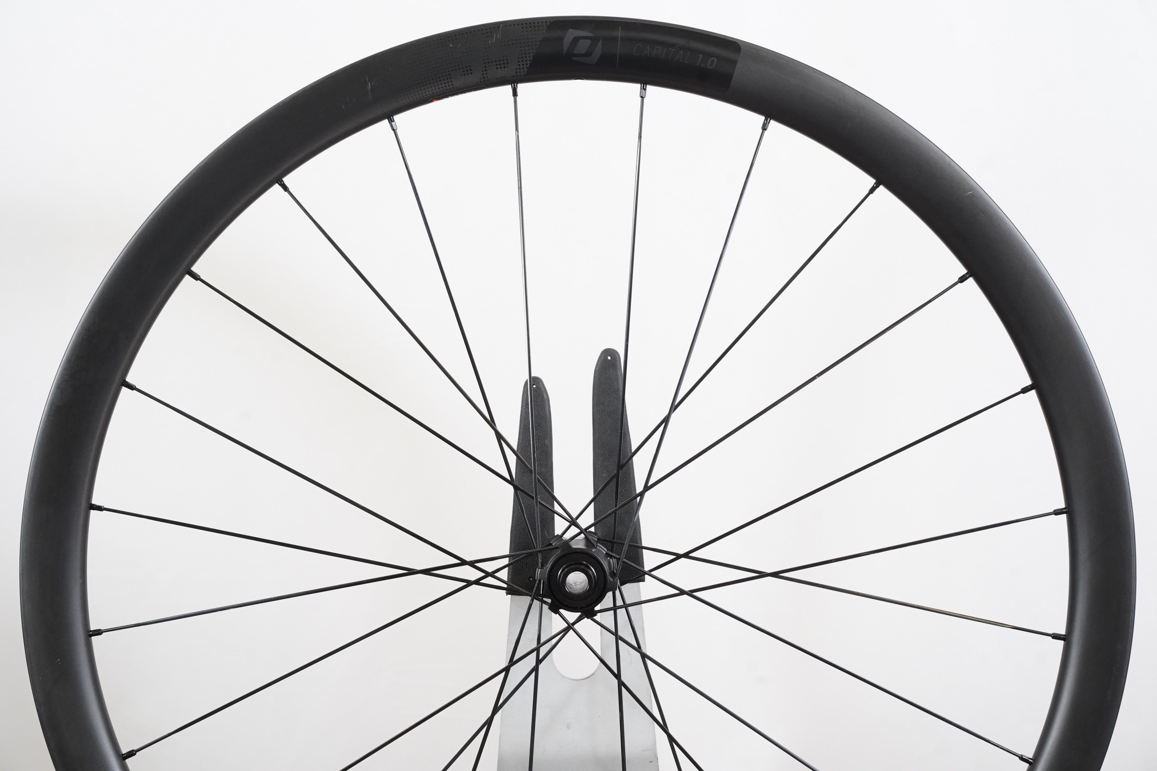 SYNCROS CAPITAL1.0 35 クリンチャー/チューブレス Syncros Capital 1.0 35 700c Carbon Wheelset » Bob's Bicycles