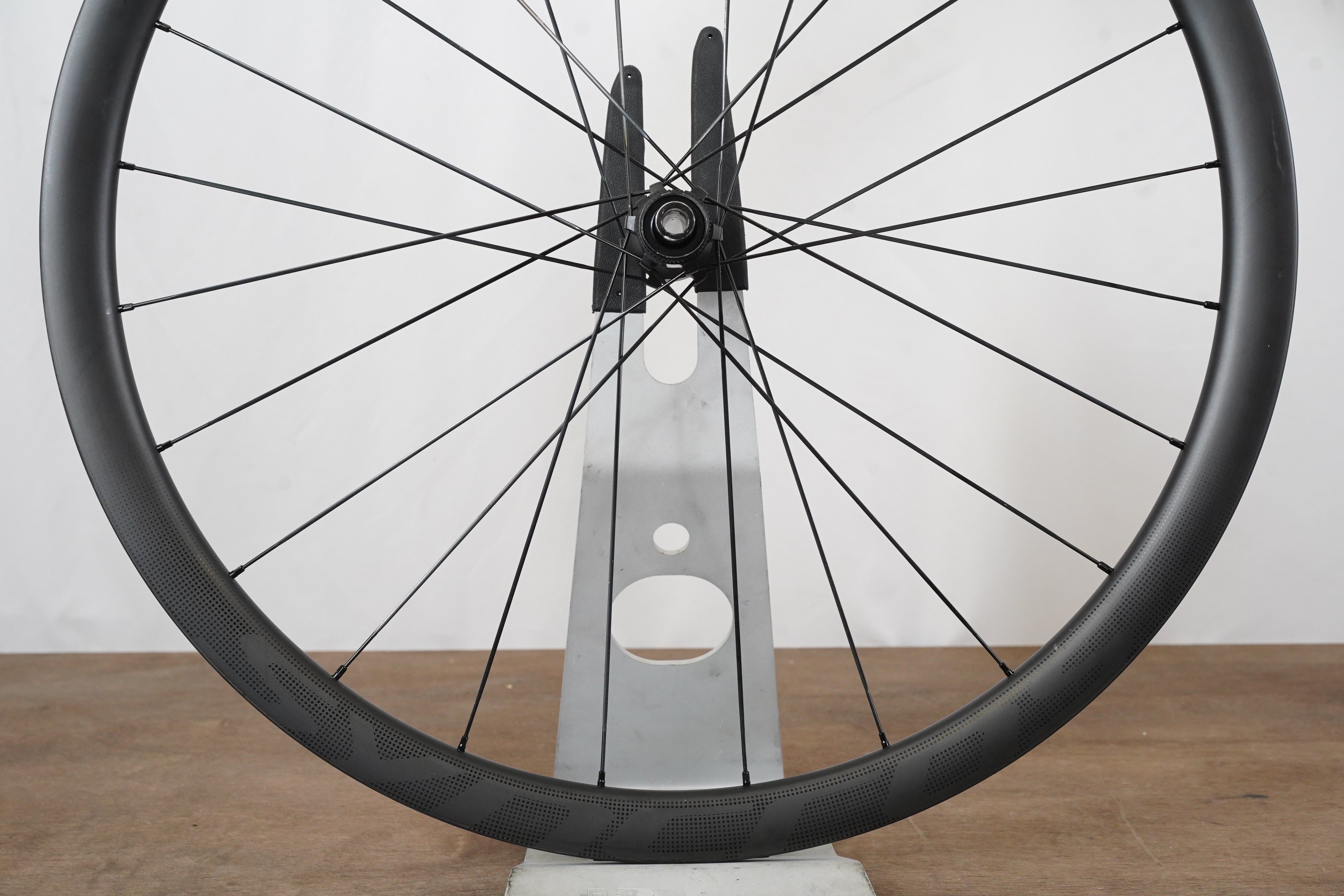 Syncros 35 Capital 1.0 Carbon Clincher Disc Brake Wheelset