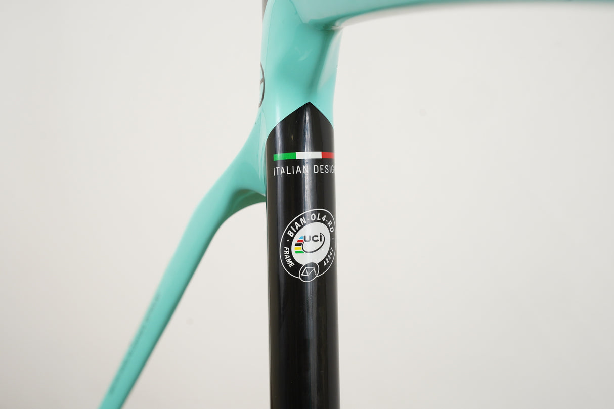 55cm Bianchi Oltre XR4 Carbon Aero Rim Brake Road Frameset