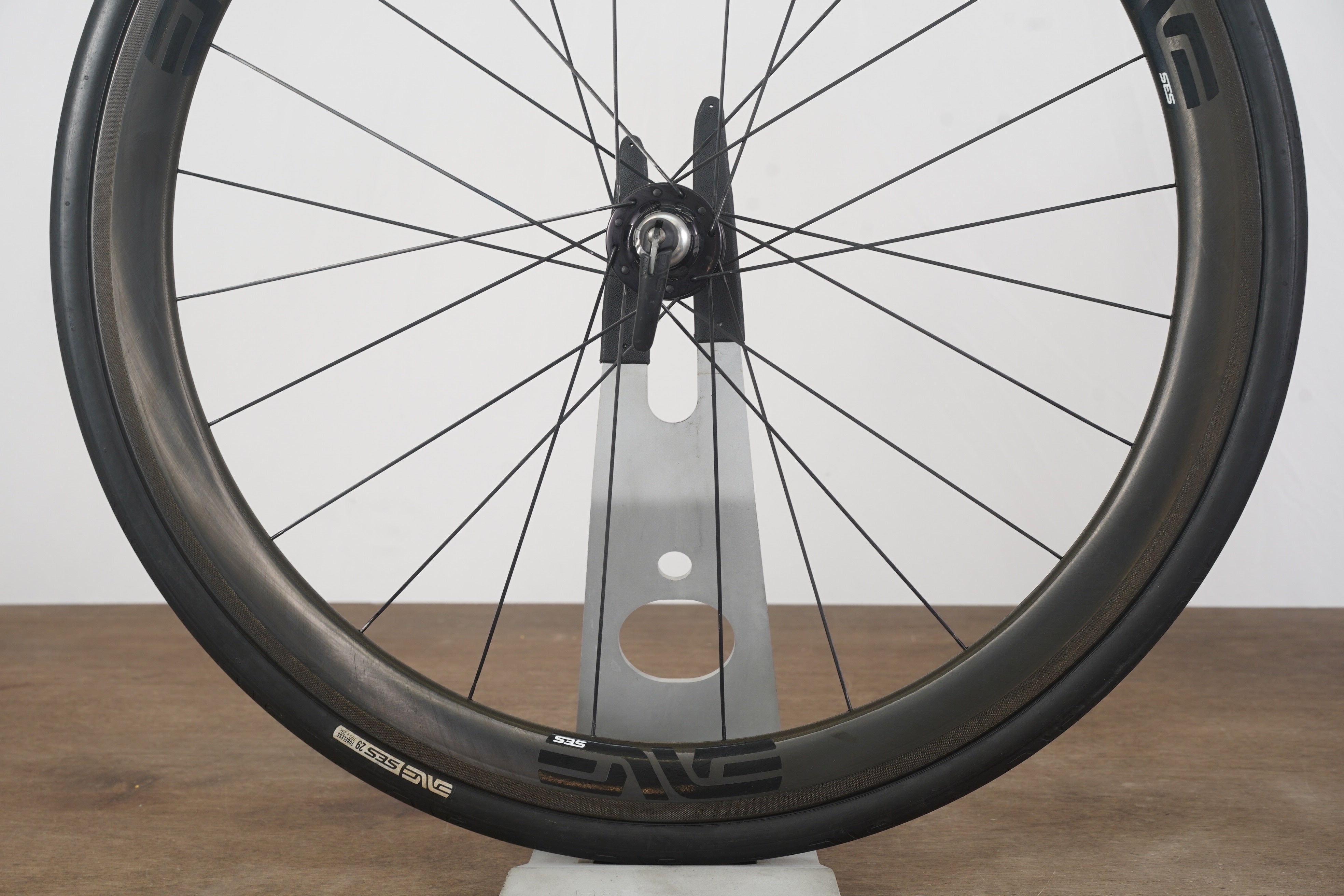 ENVE SES3.4 クリスキング ENVE SES 3.4 AR Disc Chris King R45D Carbon Tubeless Disc Brake