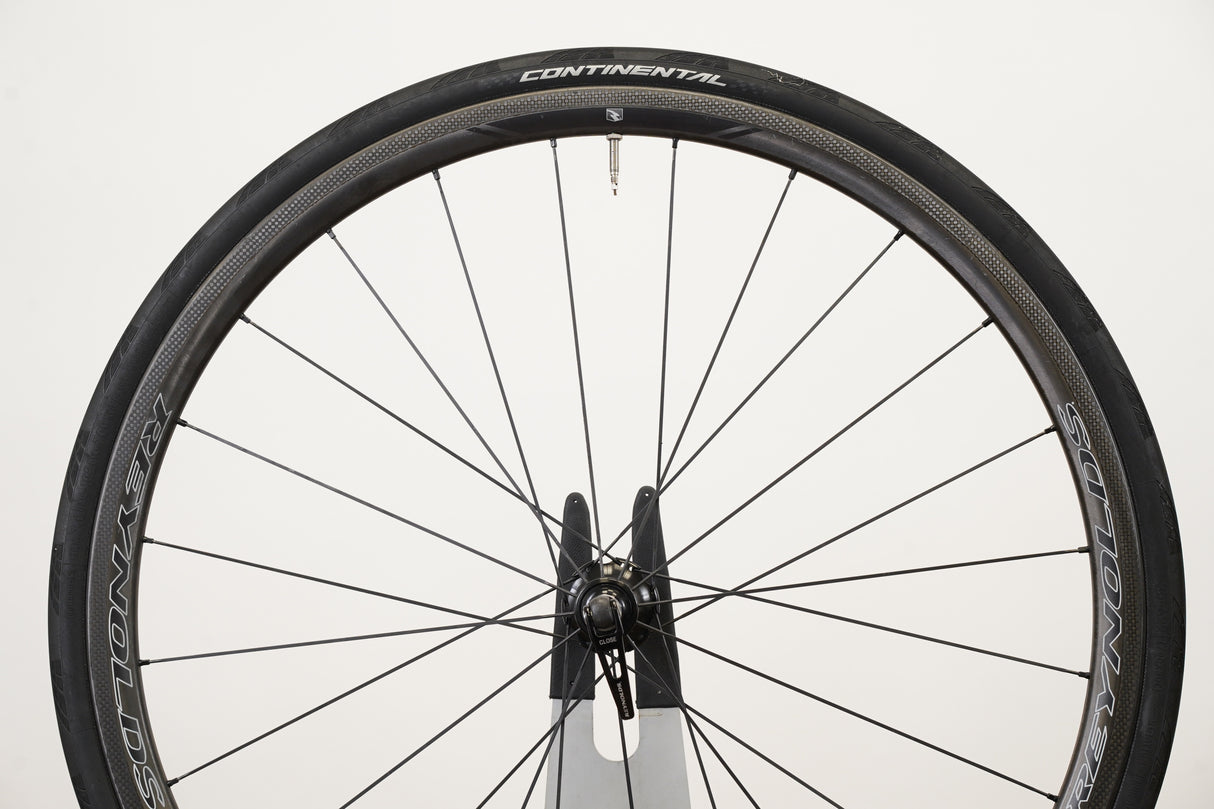 Reynolds Attack Carbon Clincher Rim Brake Wheelset Shimano/SRAM 11 Speed