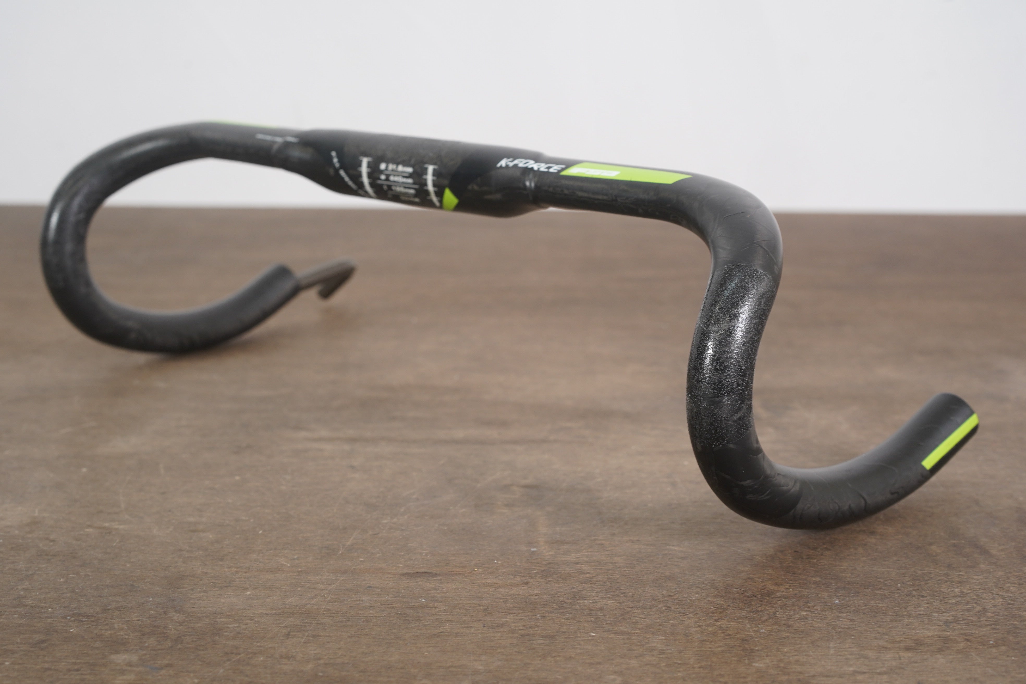 44cm FSA K-Force Carbon Compact Road Handlebar 31.8mm – Elevate