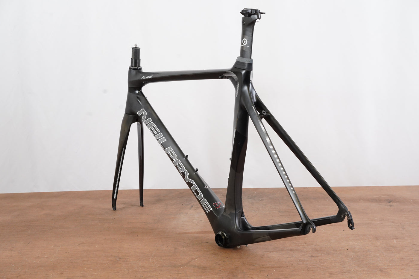 56cm NeilPyrde Alize Carbon Rim Brake Road Frame