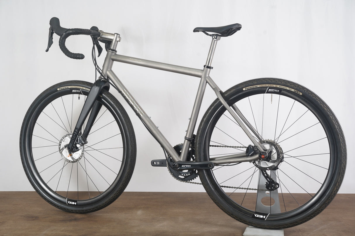 NEW 54cm Moots Routt 45 Shimano GRX RX810 11 Speed Disc Titanium Gravel Bike