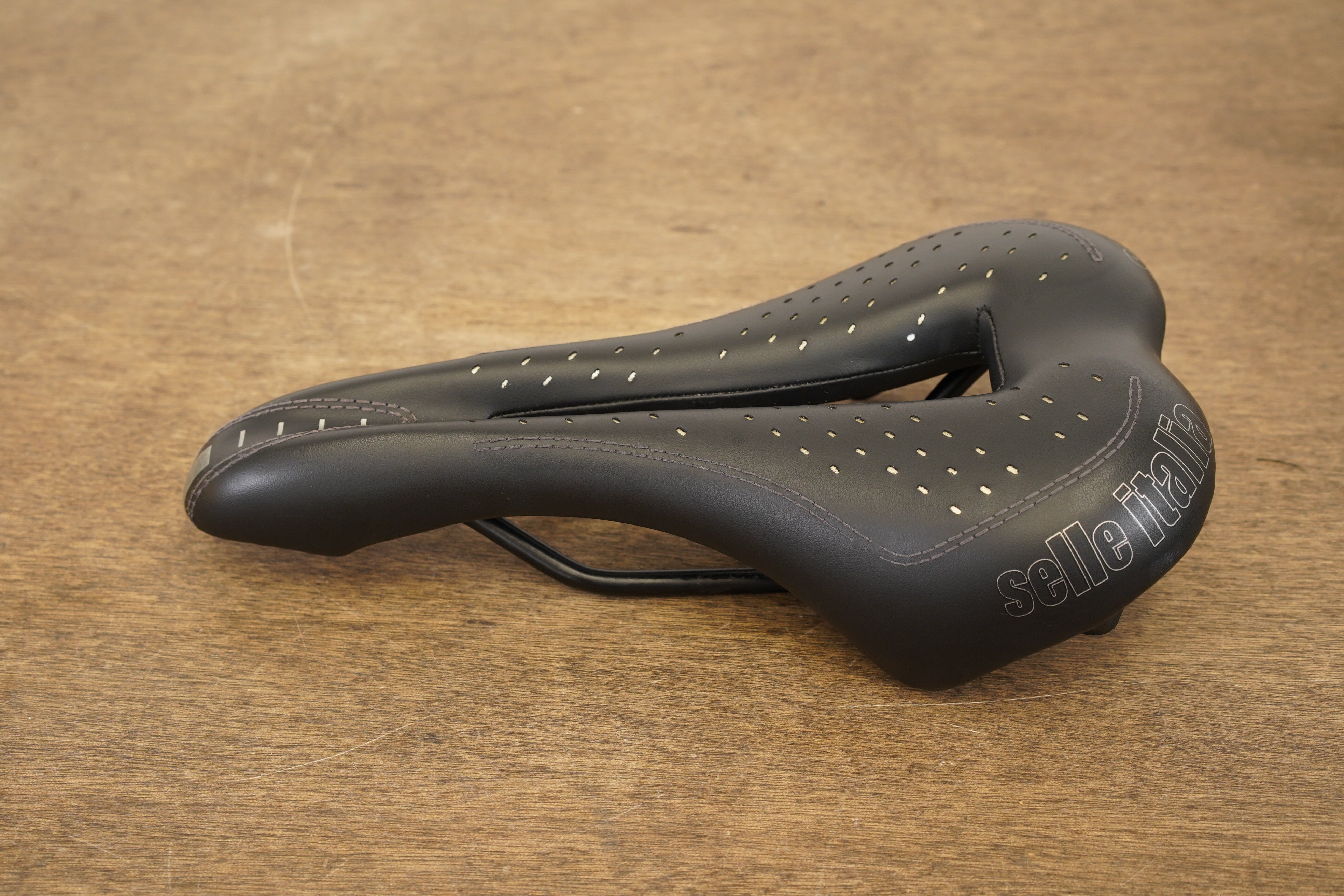 150mm Selle Italia Diva Lady Manganese Rail Road Saddle 259g