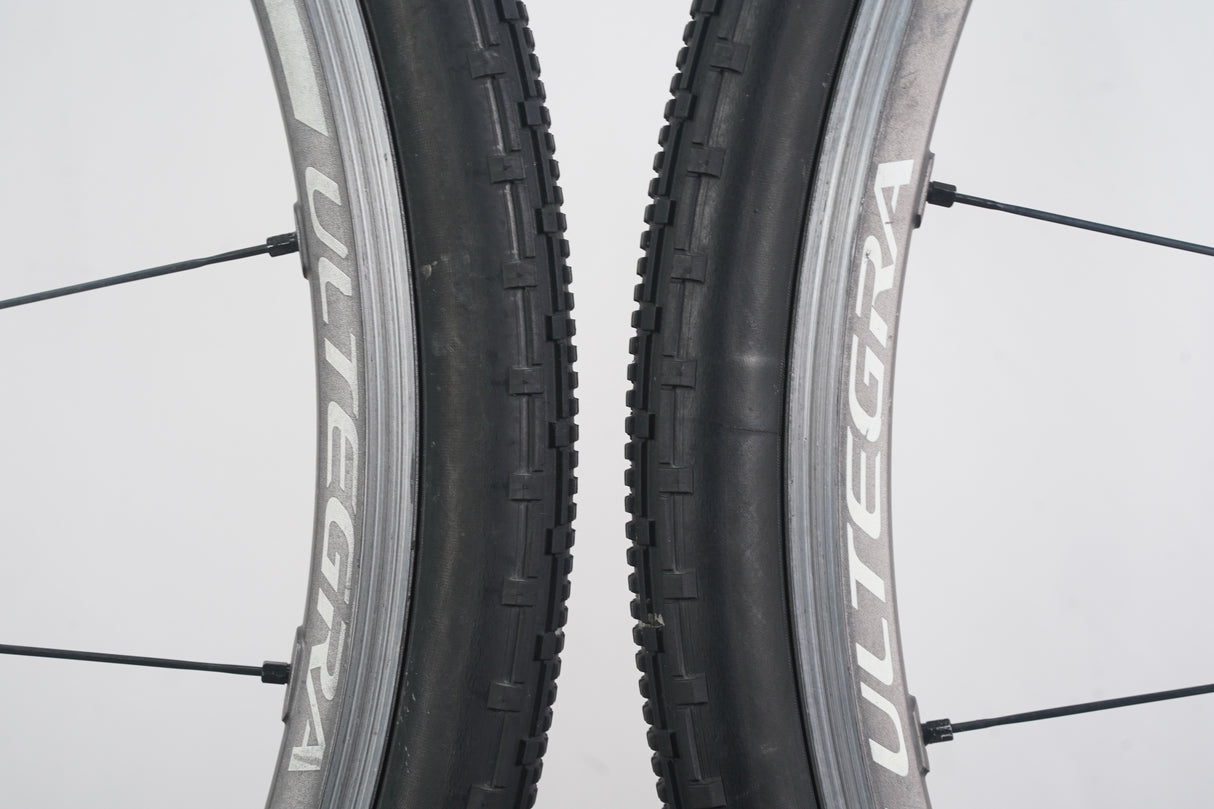 Shimano Ultegra WH-6700 Alloy Tubeless Clincher Rim Brake Wheelset 10 Speed