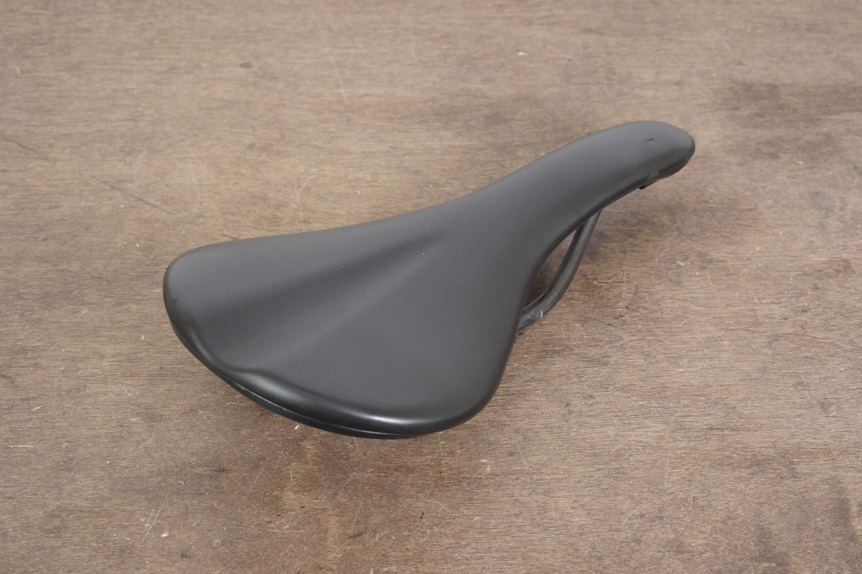 142mm (Shallow) Fabric Scoop Pro Carbon Rail Road Saddle 181g