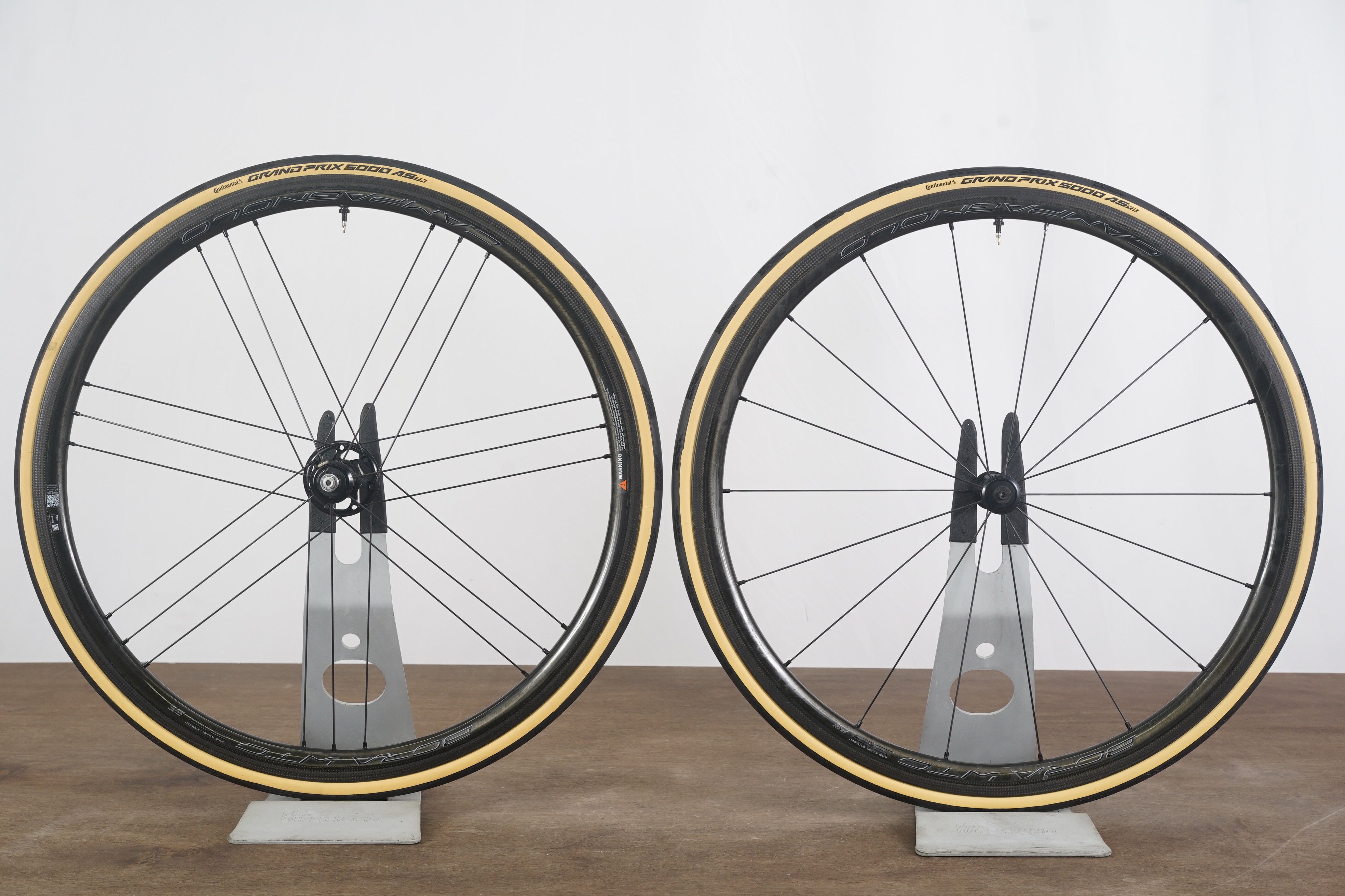 Campagnolo Bora WTO 33 Dark Label Carbon Tubeless Rim Brake