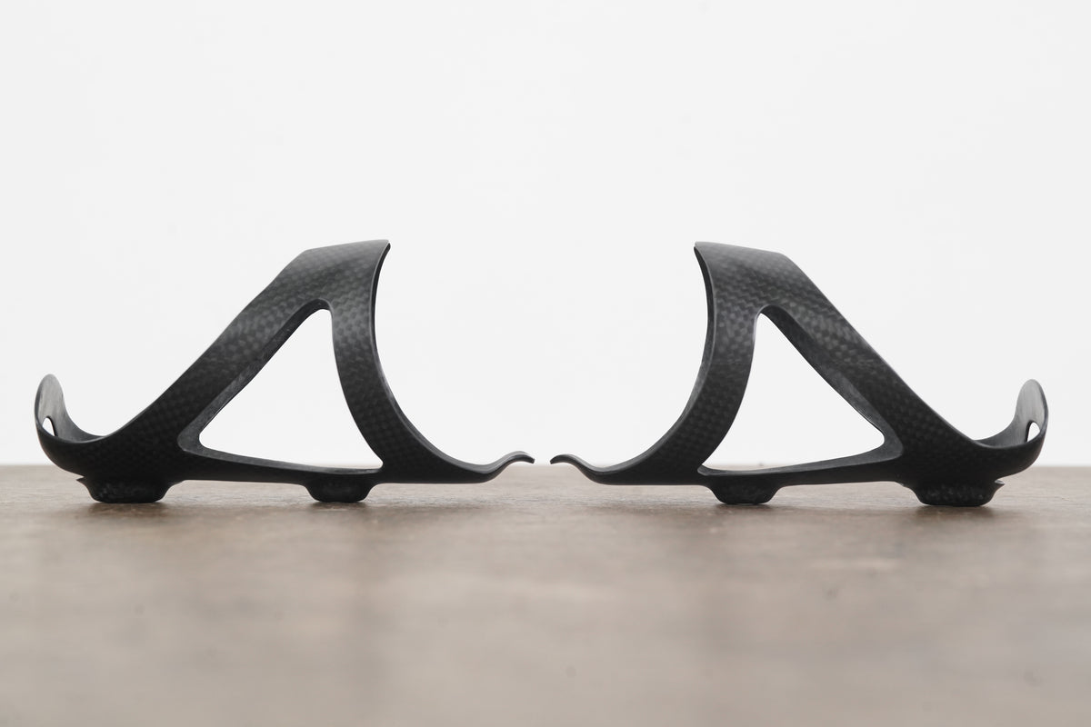 (2) Carbon Water Bottle Cages 43g