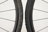 Mavic Aksium Alloy Disc Brake Clincher Wheelset Shimano/SRAM 11 Speed