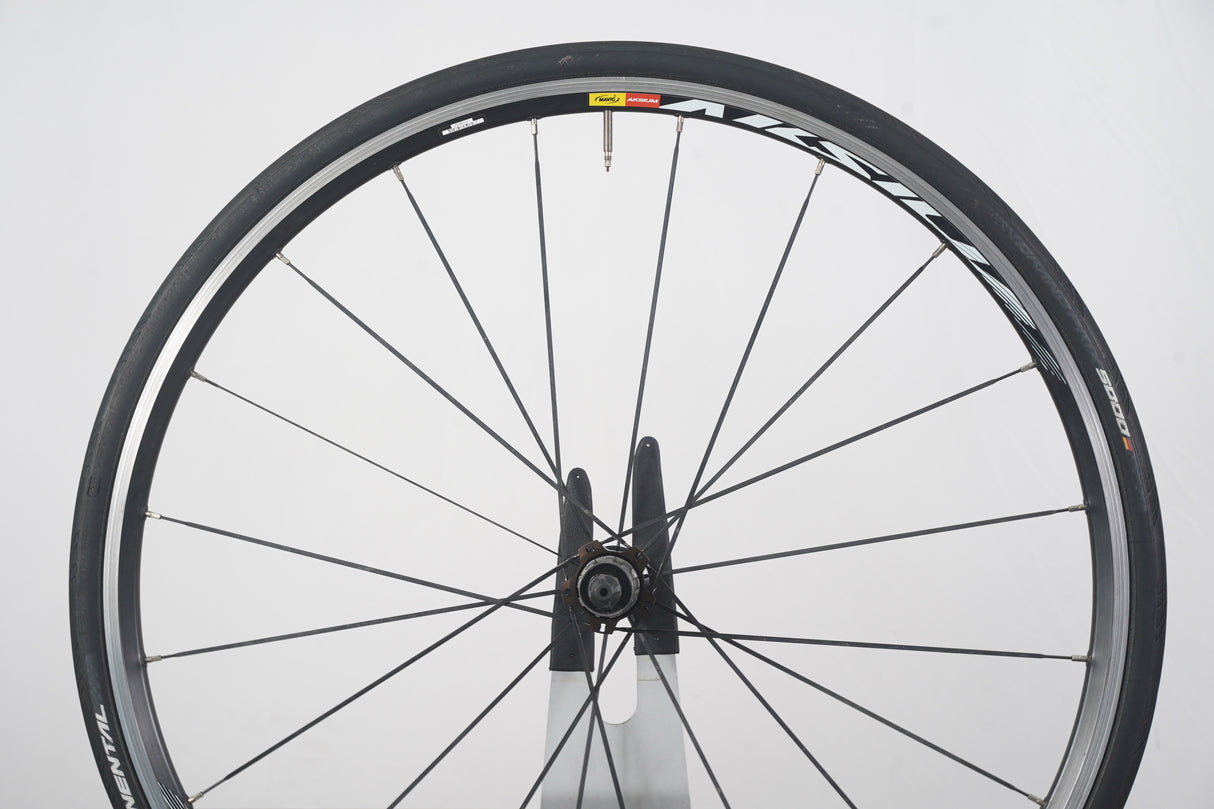 Mavic Aksium Alloy Rim Brake Clincher Wheelset Shimano/SRAM 11 Speed