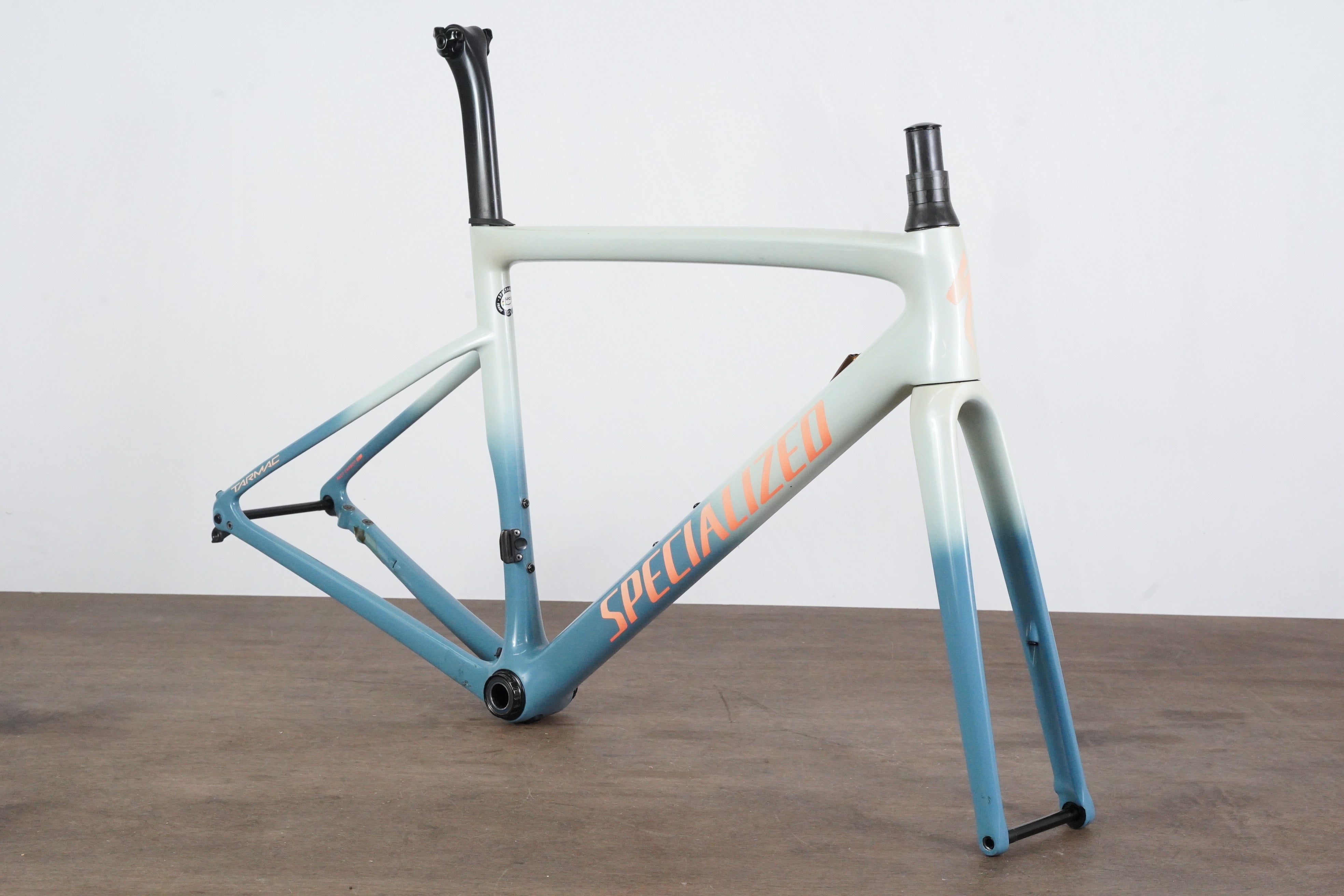 Specialized - Maimon。s-works tarmac sl6 リム　54  フレーム Specialized BIKES SPECIALIZED TARMAC SL6 TARBLK/SMK 54