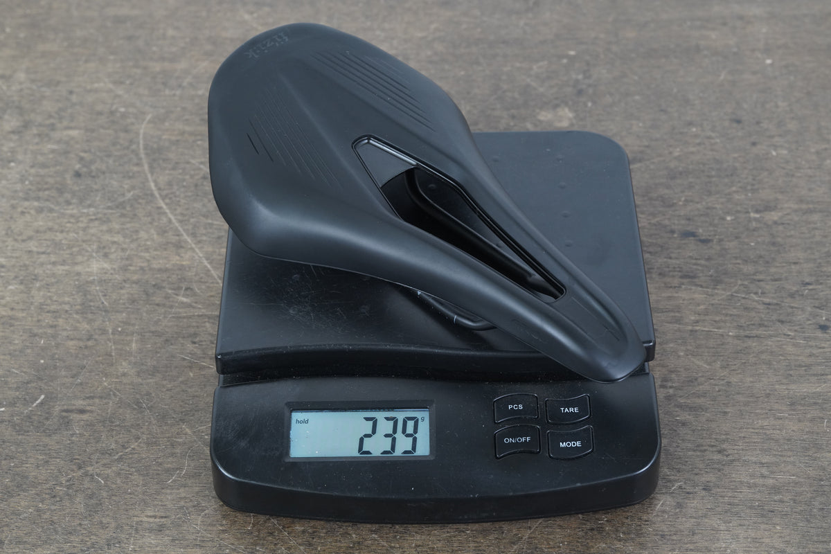 140mm Fizik Argo Vento R5 S-Alloy Rail Road Saddle 239g