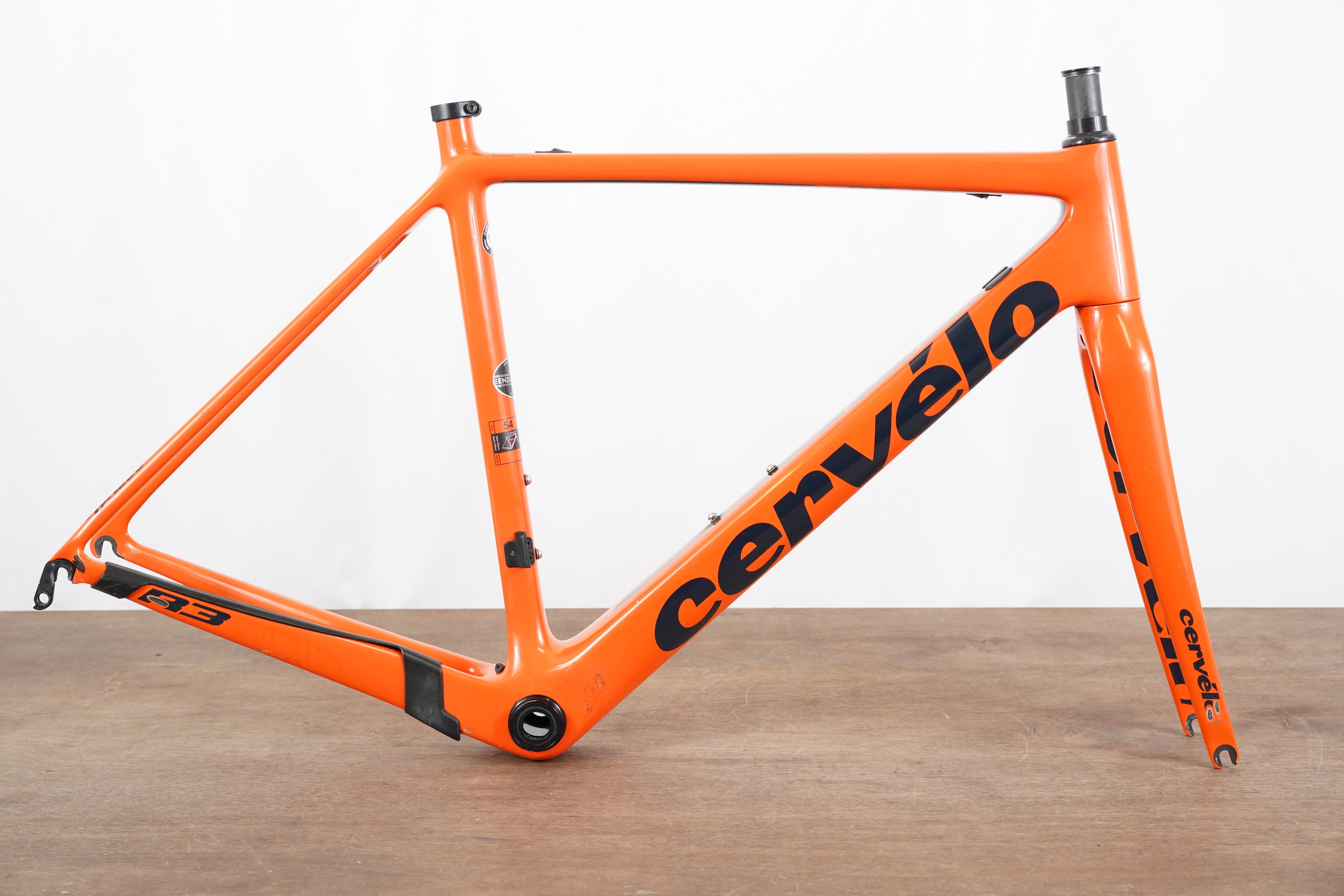 54cm Cervelo R3 Carbon Rim Brake Road Frameset Elevate Cycling