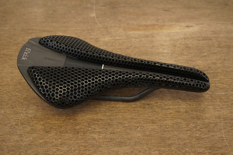 138mm (Regular) Fizik Antares 00 Versus Evo Adaptive Carbon Road Saddle 175g