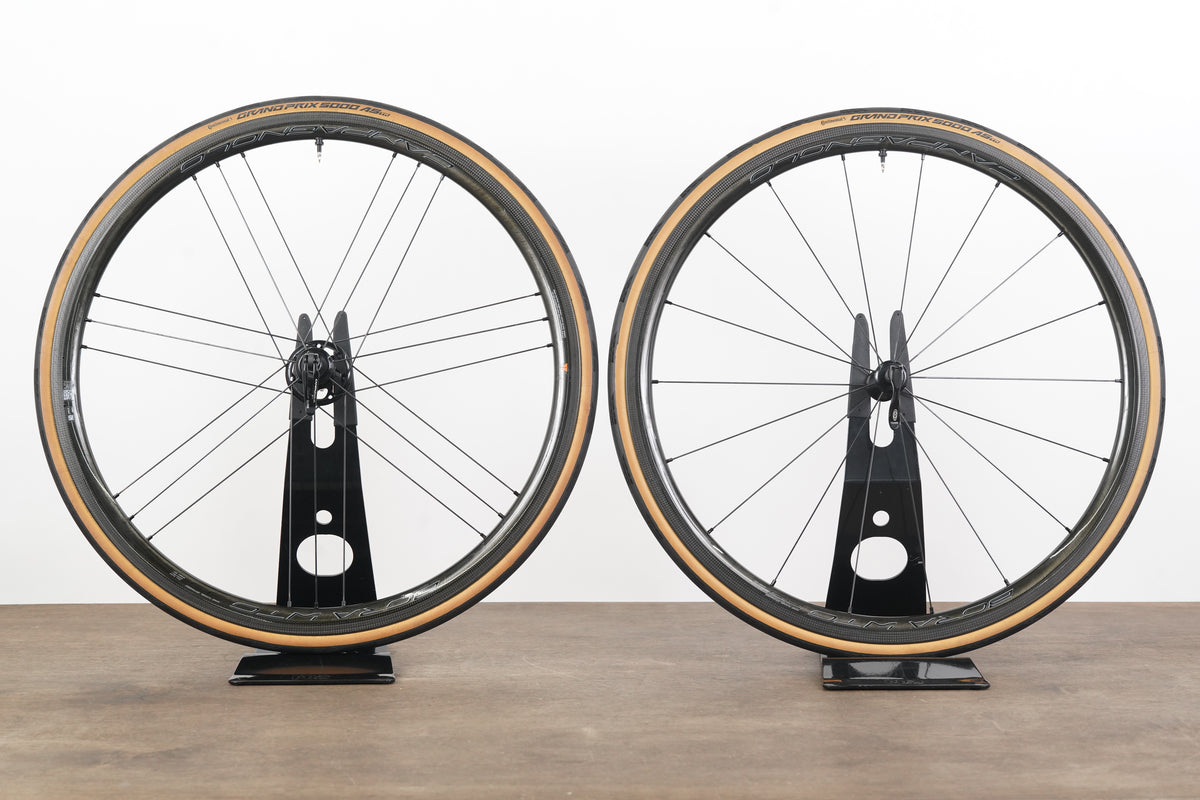 Campagnolo Bora WTO 33 Carbon Tubeless Rim Brake Wheelset Campagnolo 11 Speed