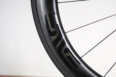 *Damaged* FRONT ENVE 5.6 Carbon Tubeless Clincher Chris King R45 Rim Brake Wheel